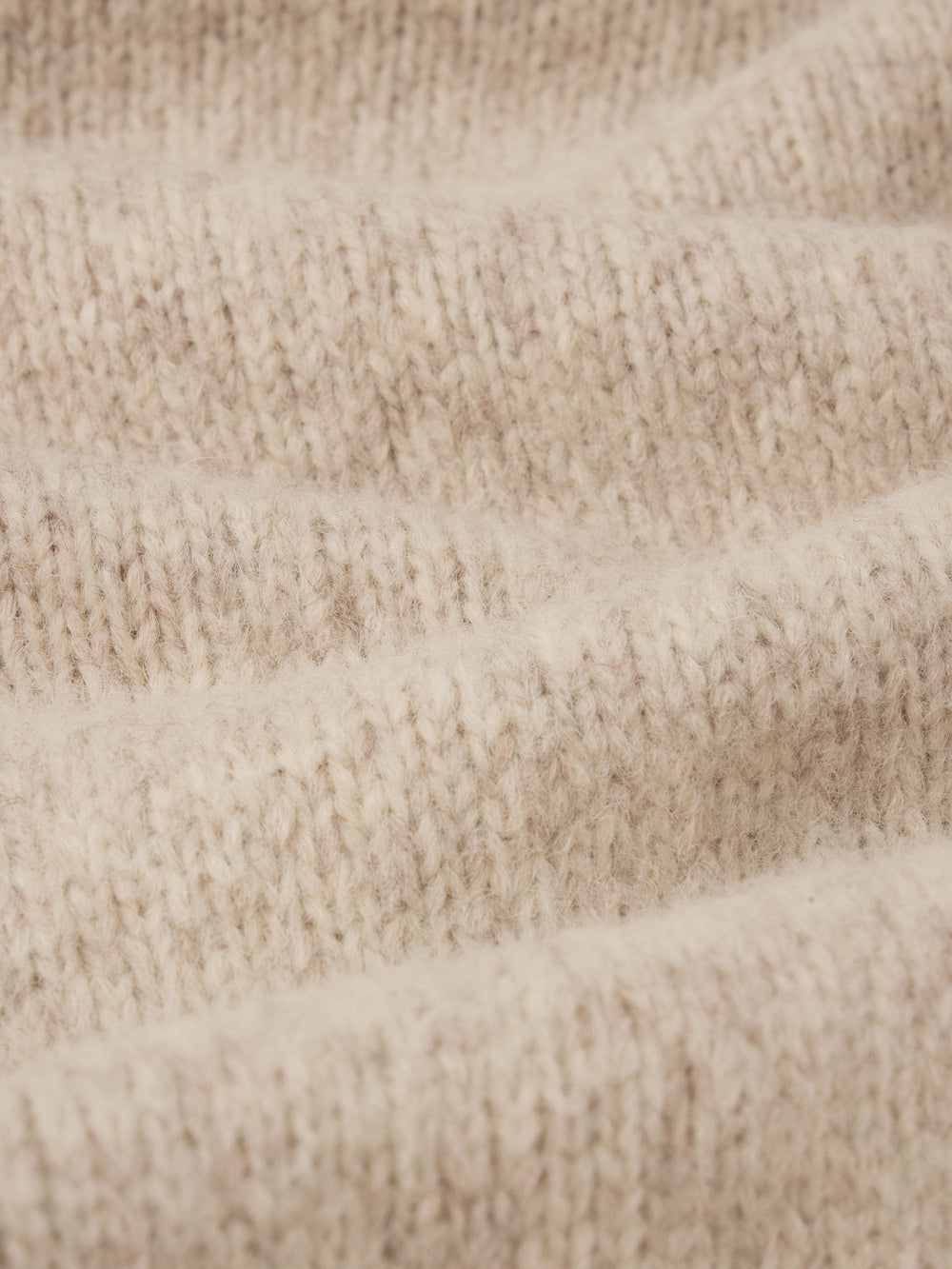 sweater-texture-detail-image