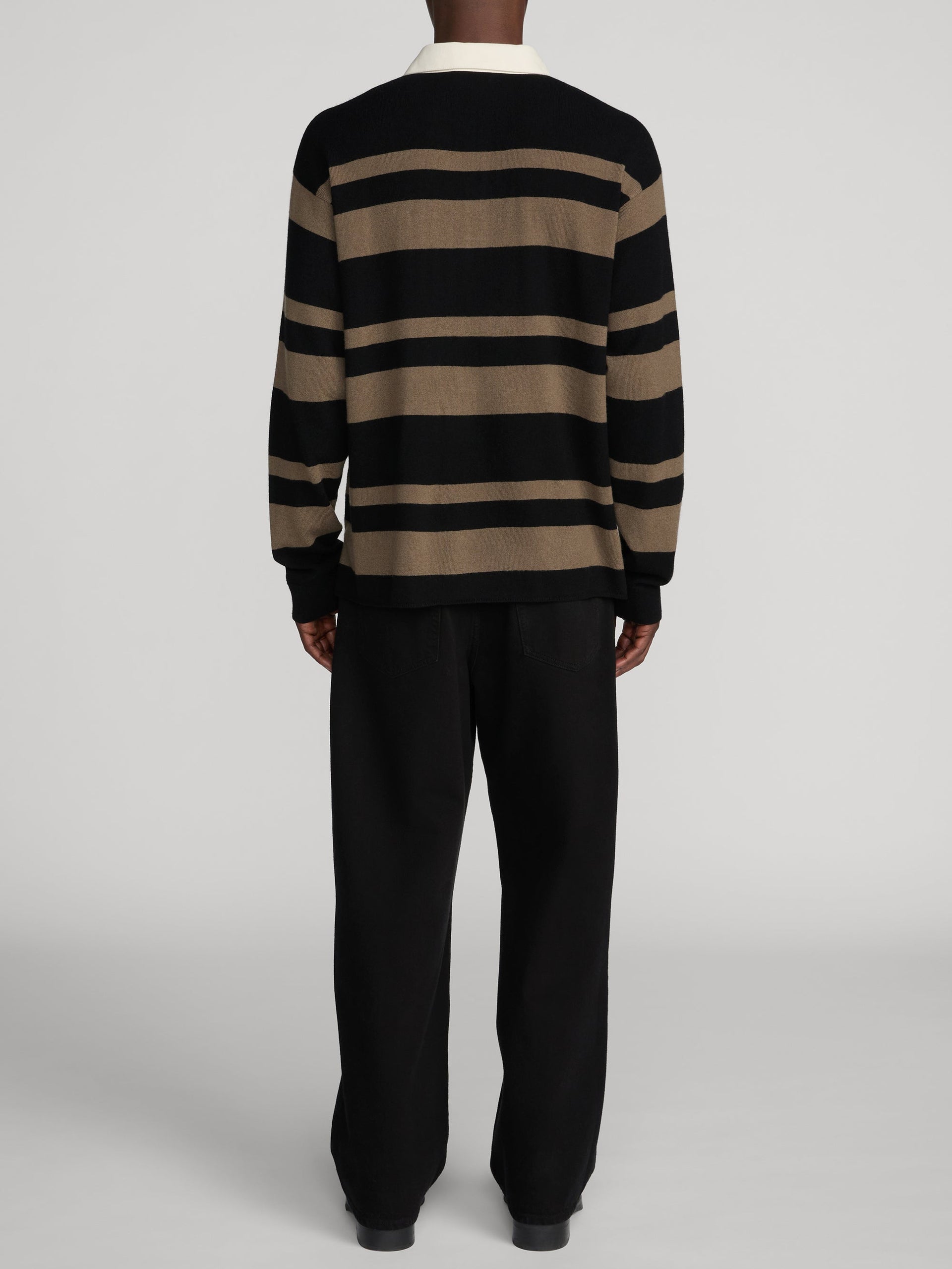 sweater-back-image