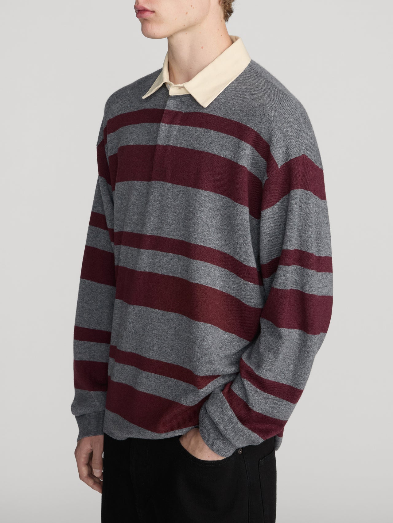 sweater-side-image
