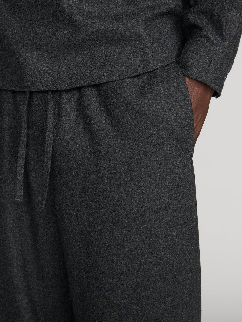 pant-detail-image