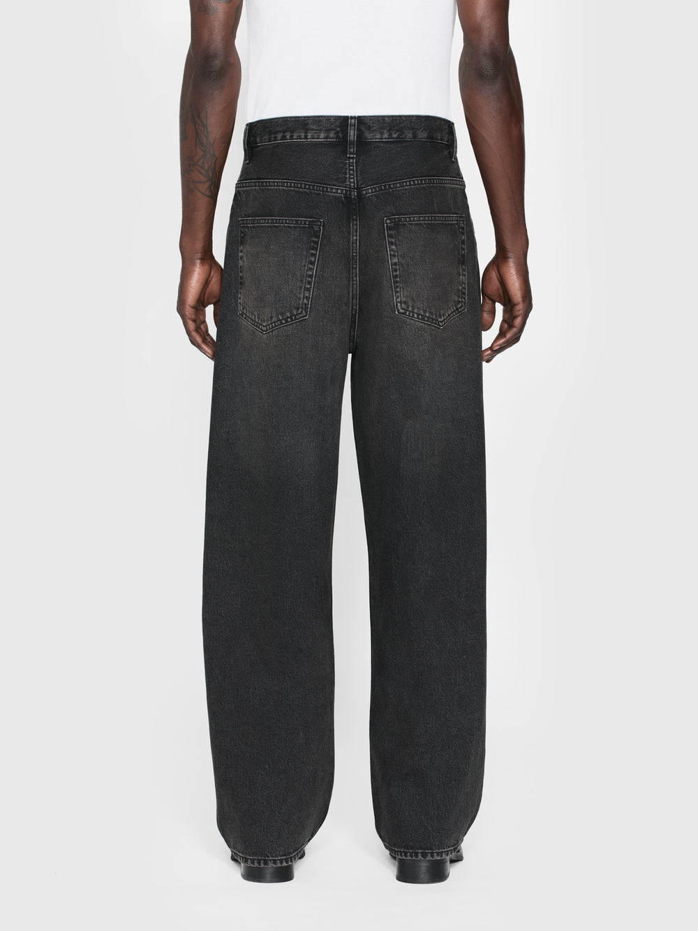 jeans back image alt:fit2