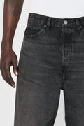 jeans front detail image alt:size alt:fit1