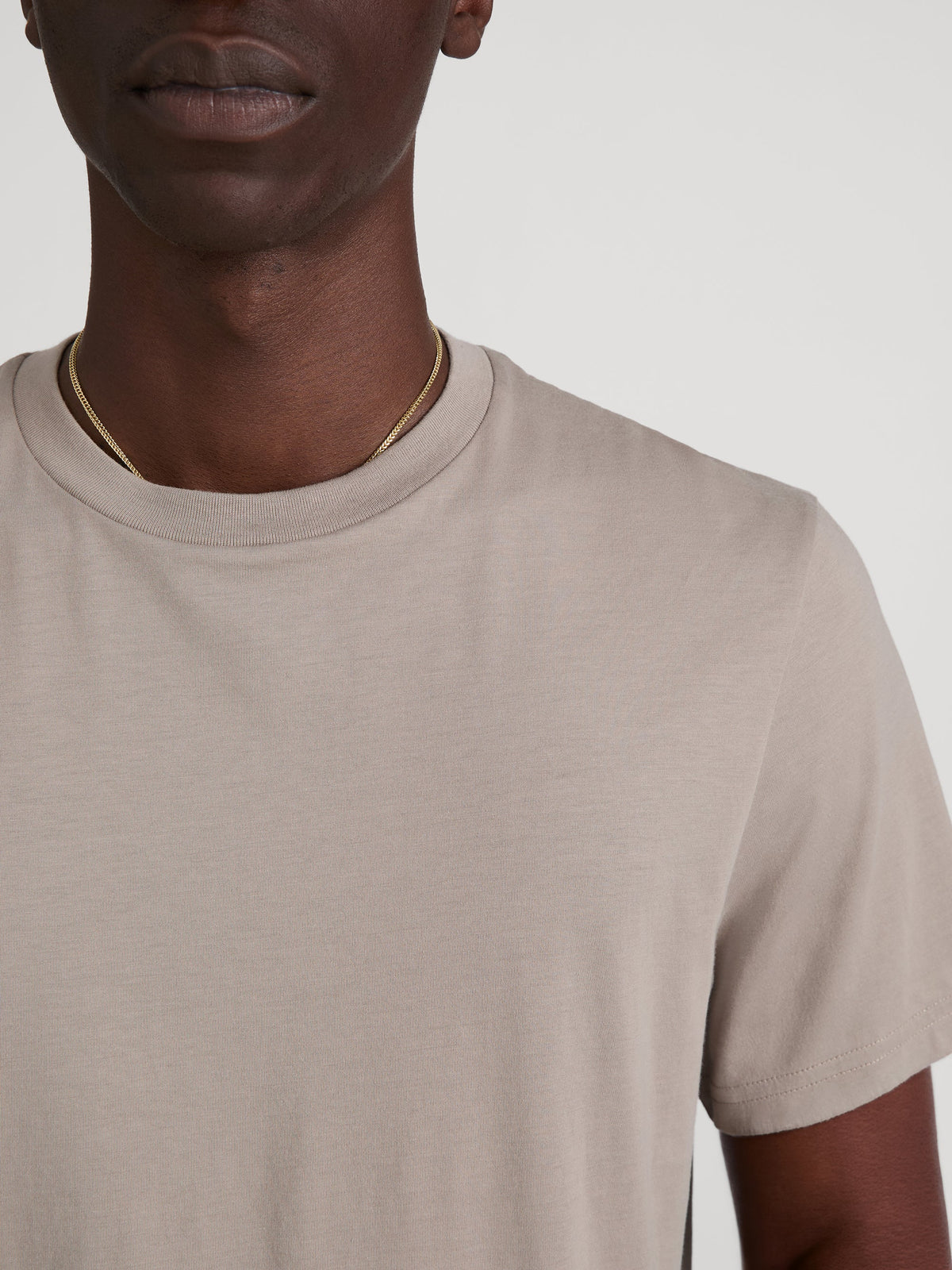 cut & sew tops-detail-image