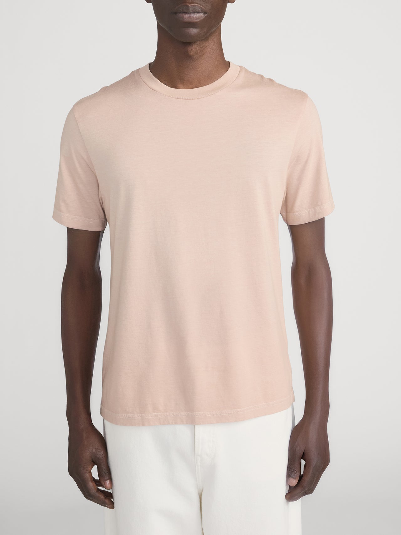 Tee On Model Tee Crop 