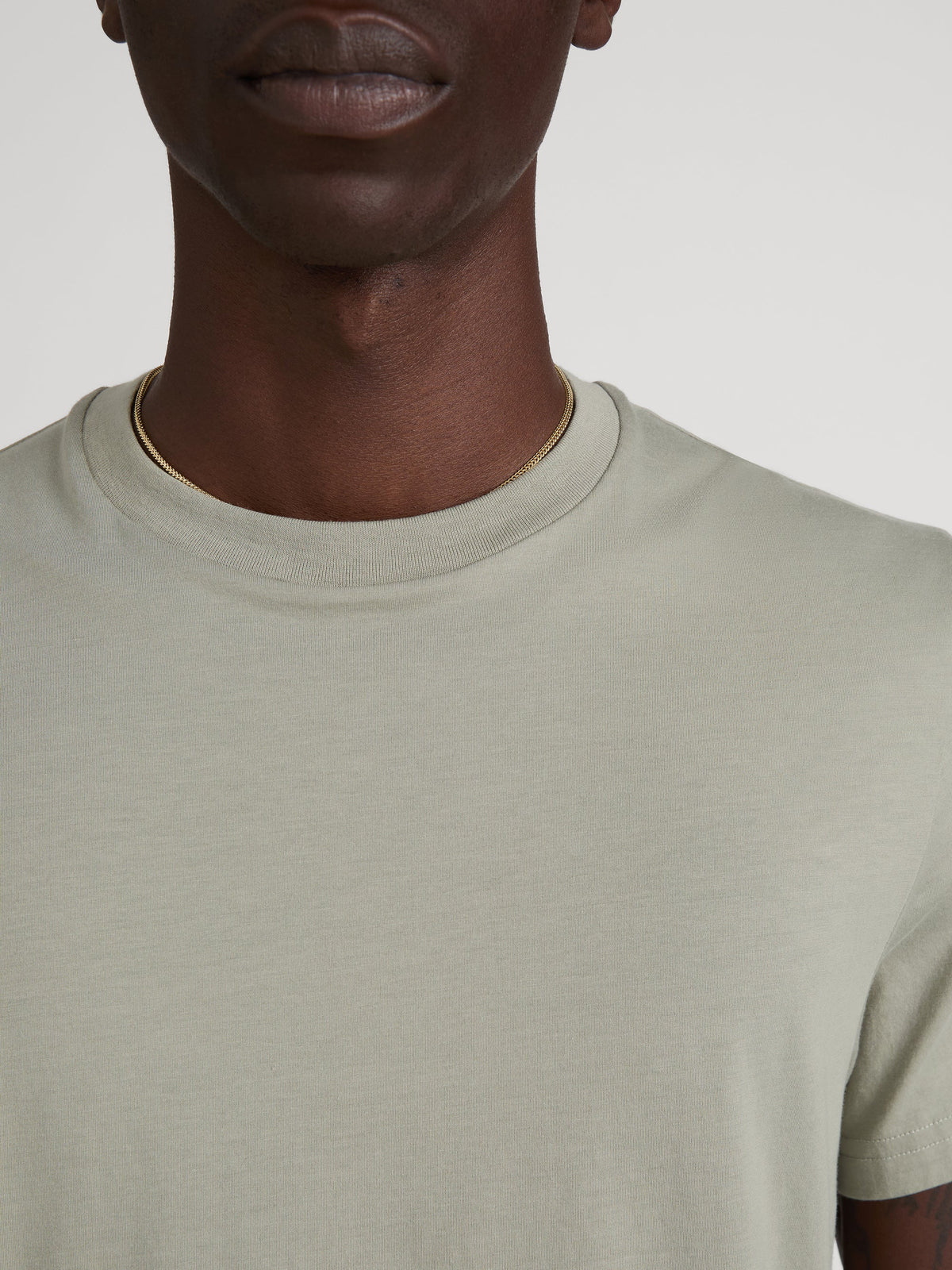 cut & sew tops-detail-image