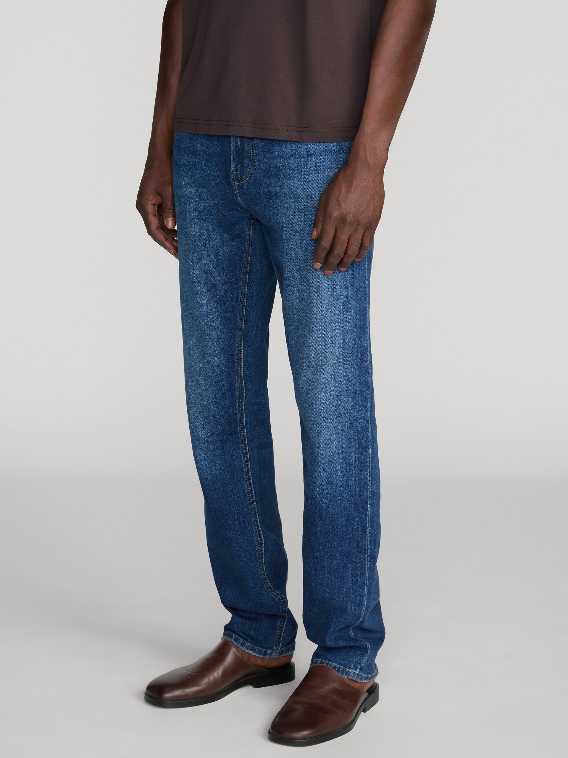 jeans-side-image