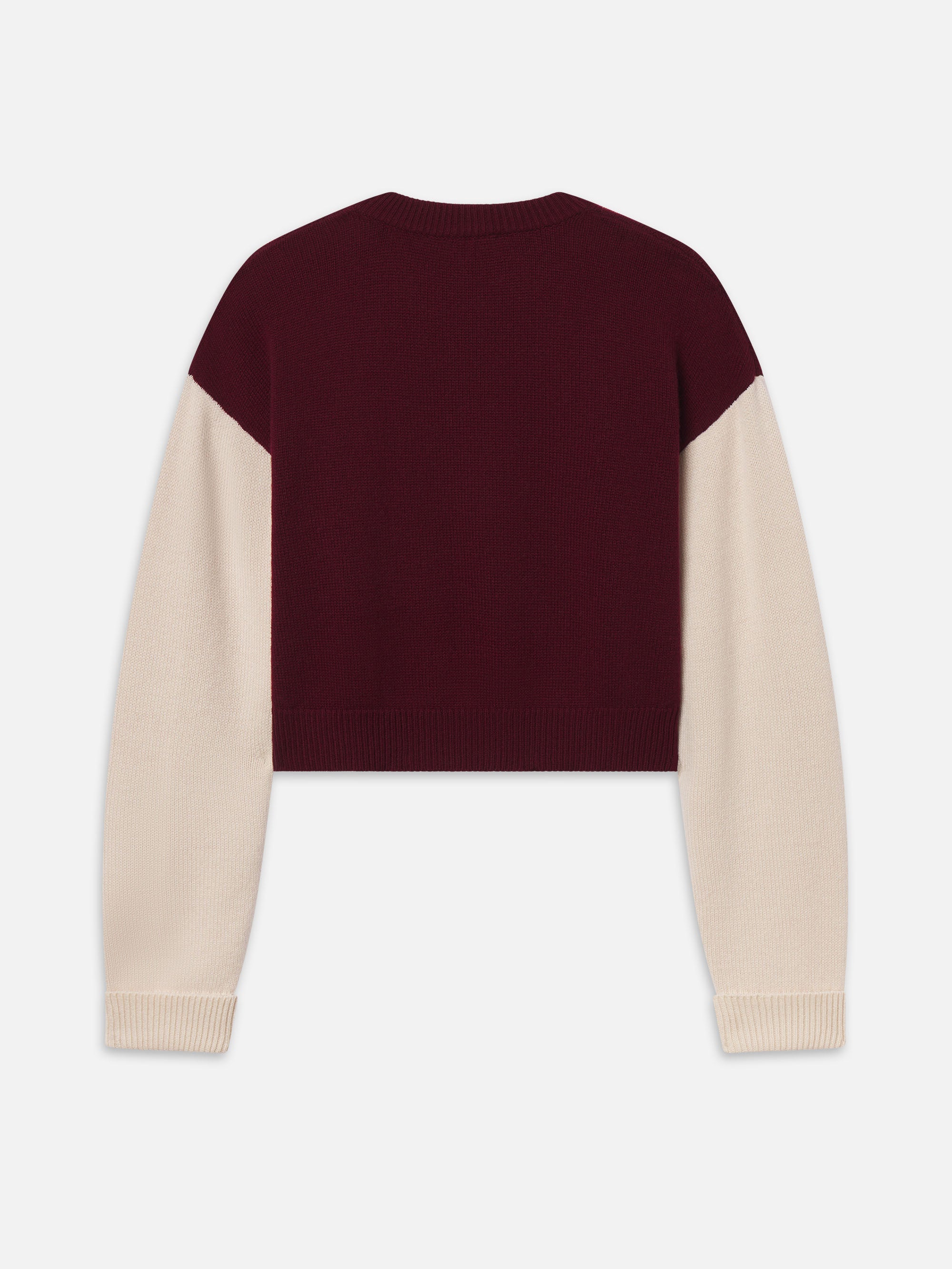 sweater back packshot image alt:fit2