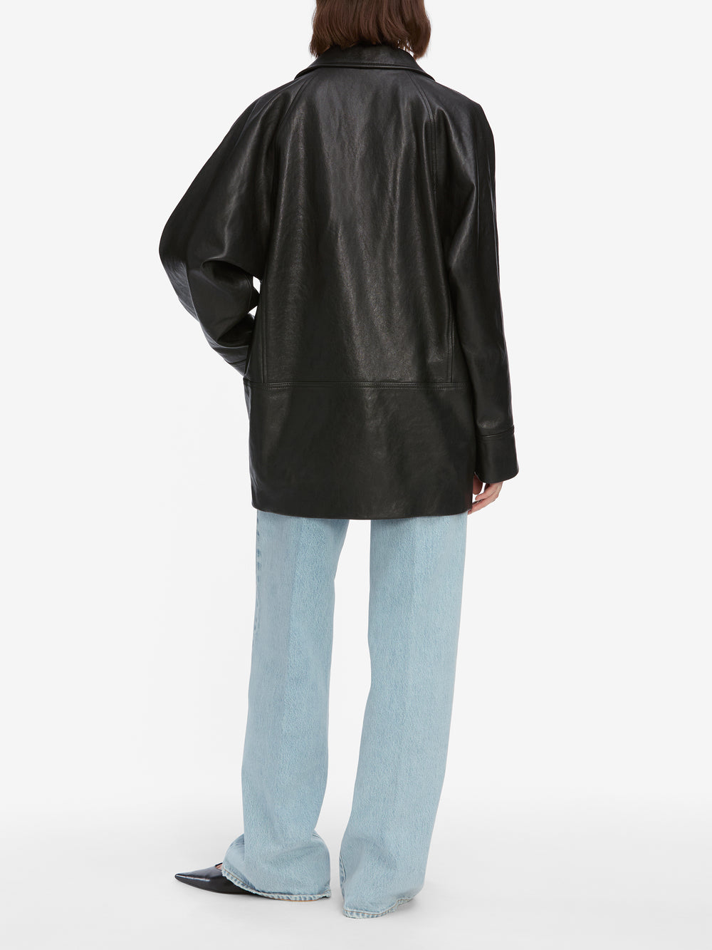 jacket back image alt:fit2