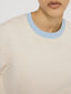 Sweat shirt on model detail 