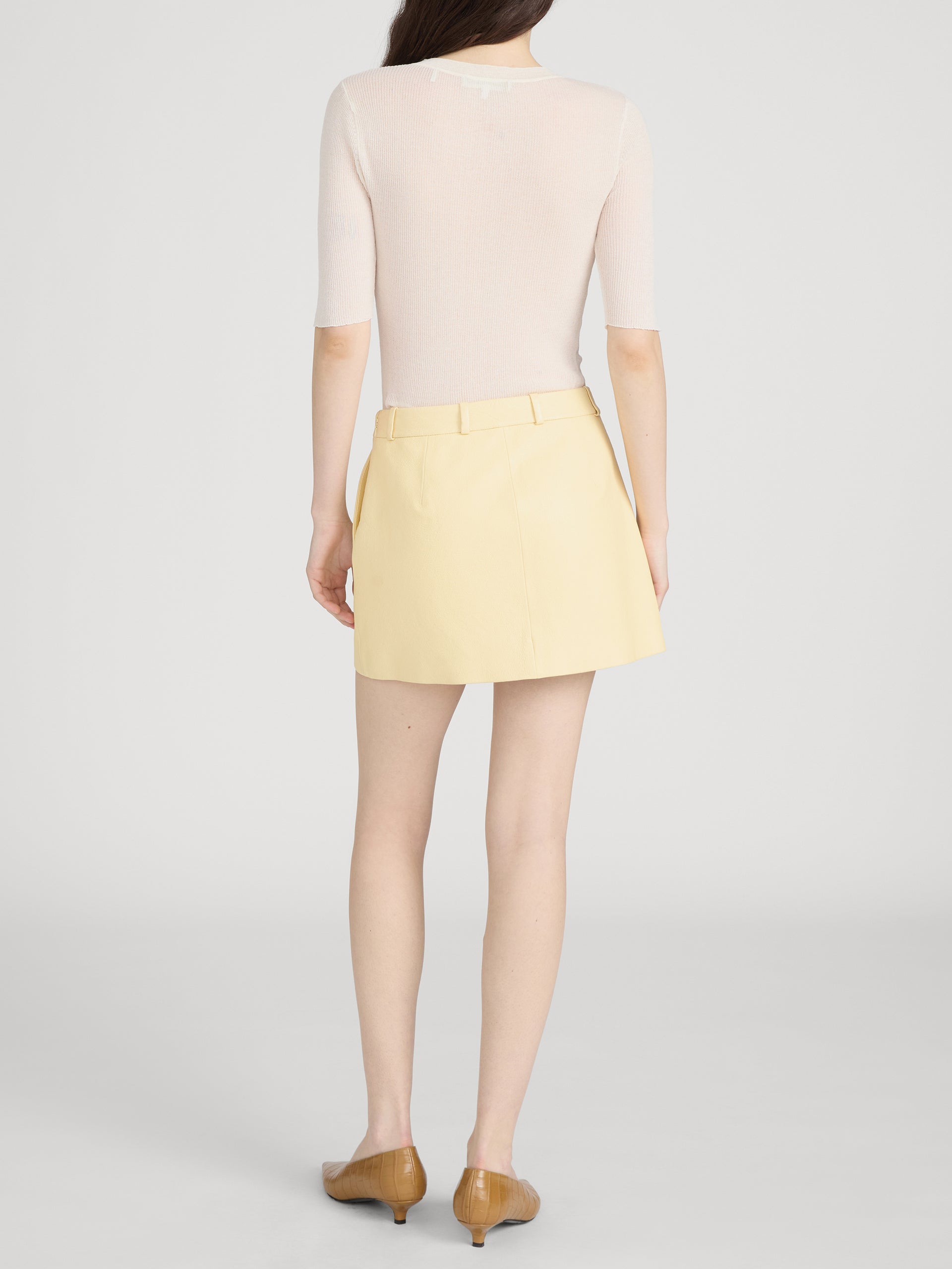 Skirt on model back 