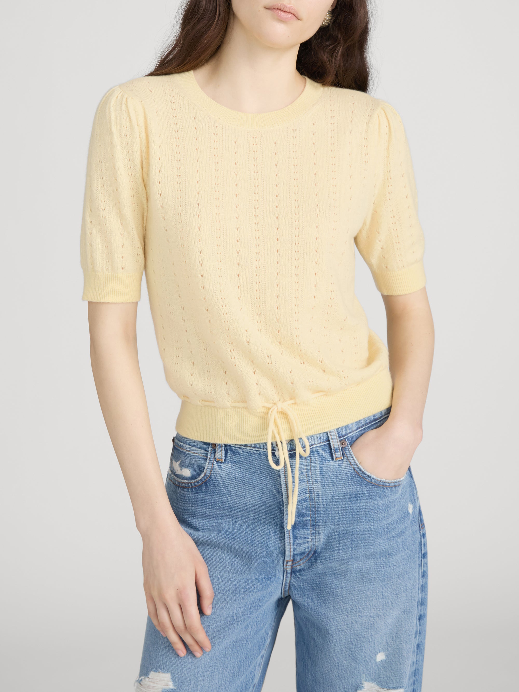 Top on model Crop 