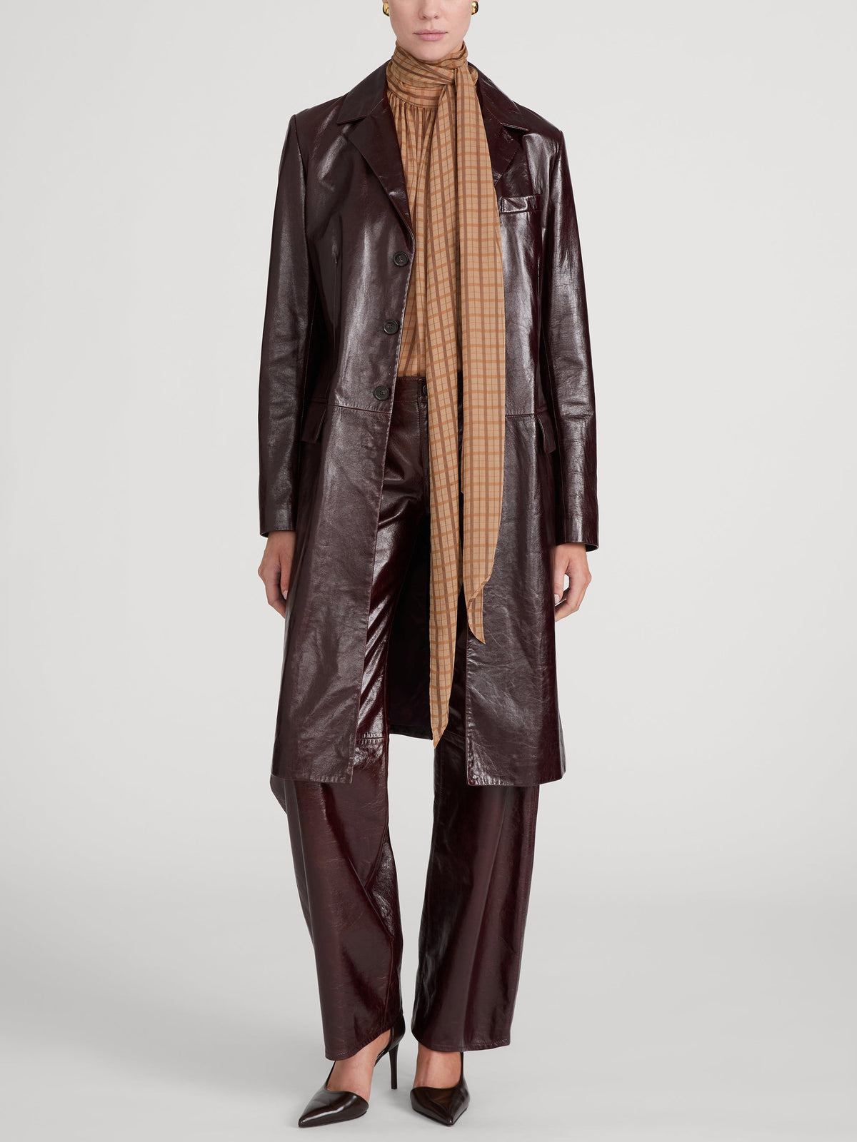 leather-full-front-image