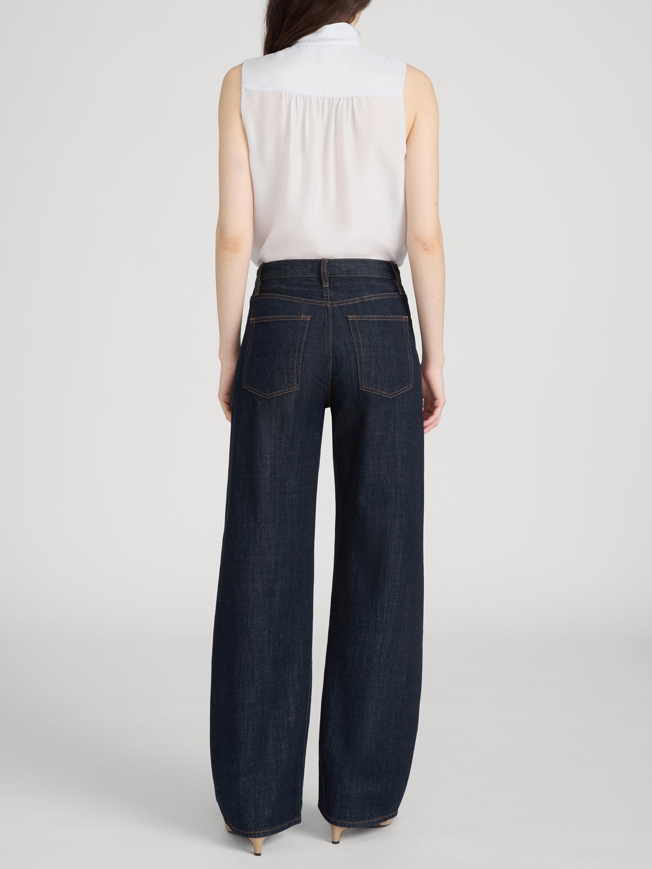 Top on model back 