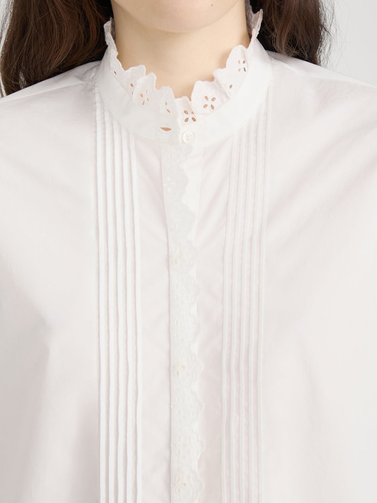 Top on model detail 
