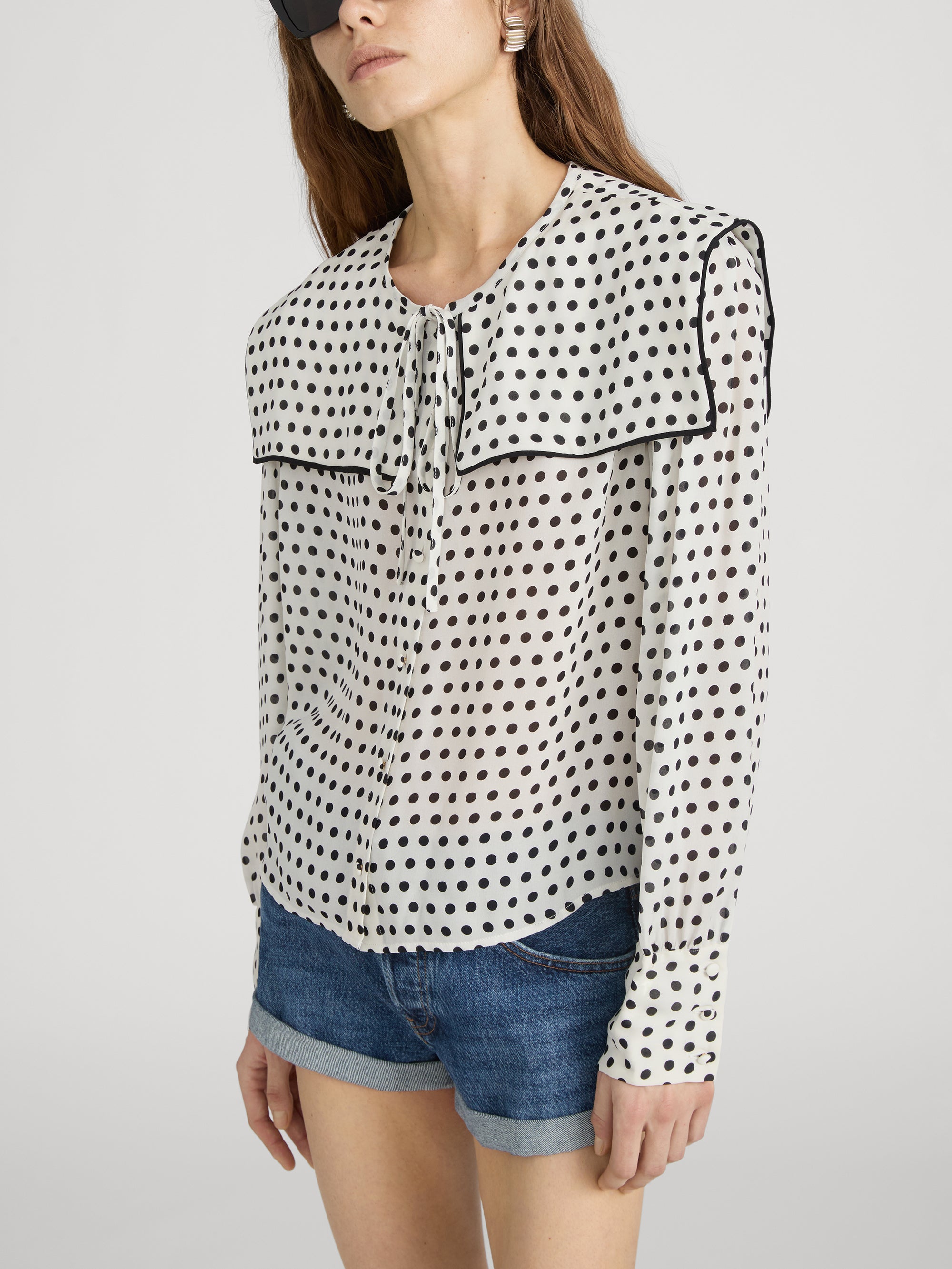 Top on model side 