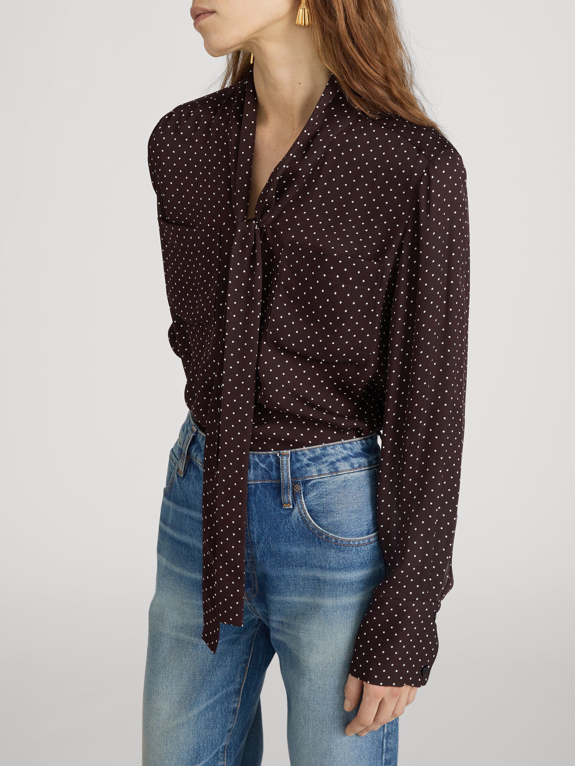 Top on model side 