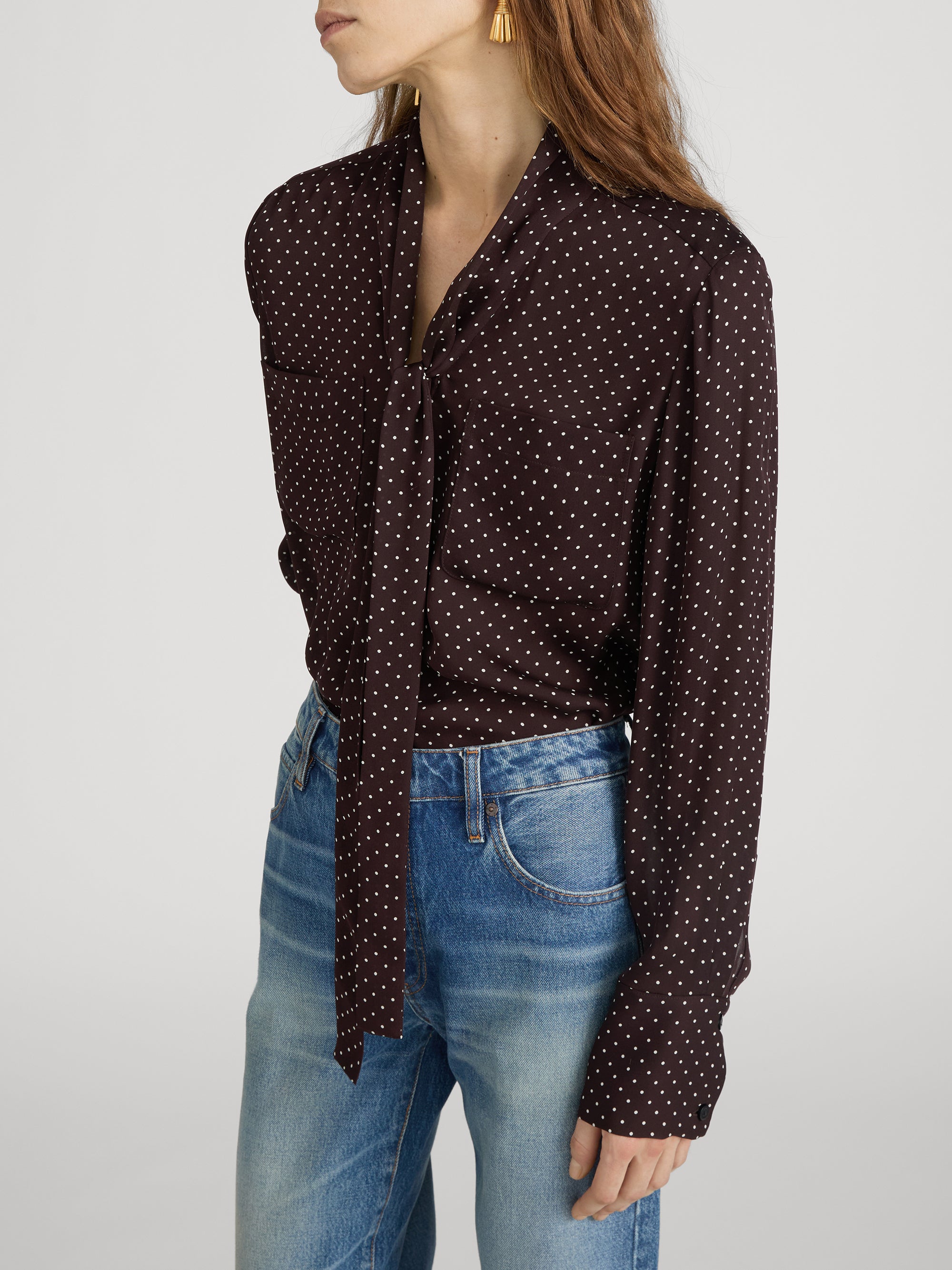 Top on model side 