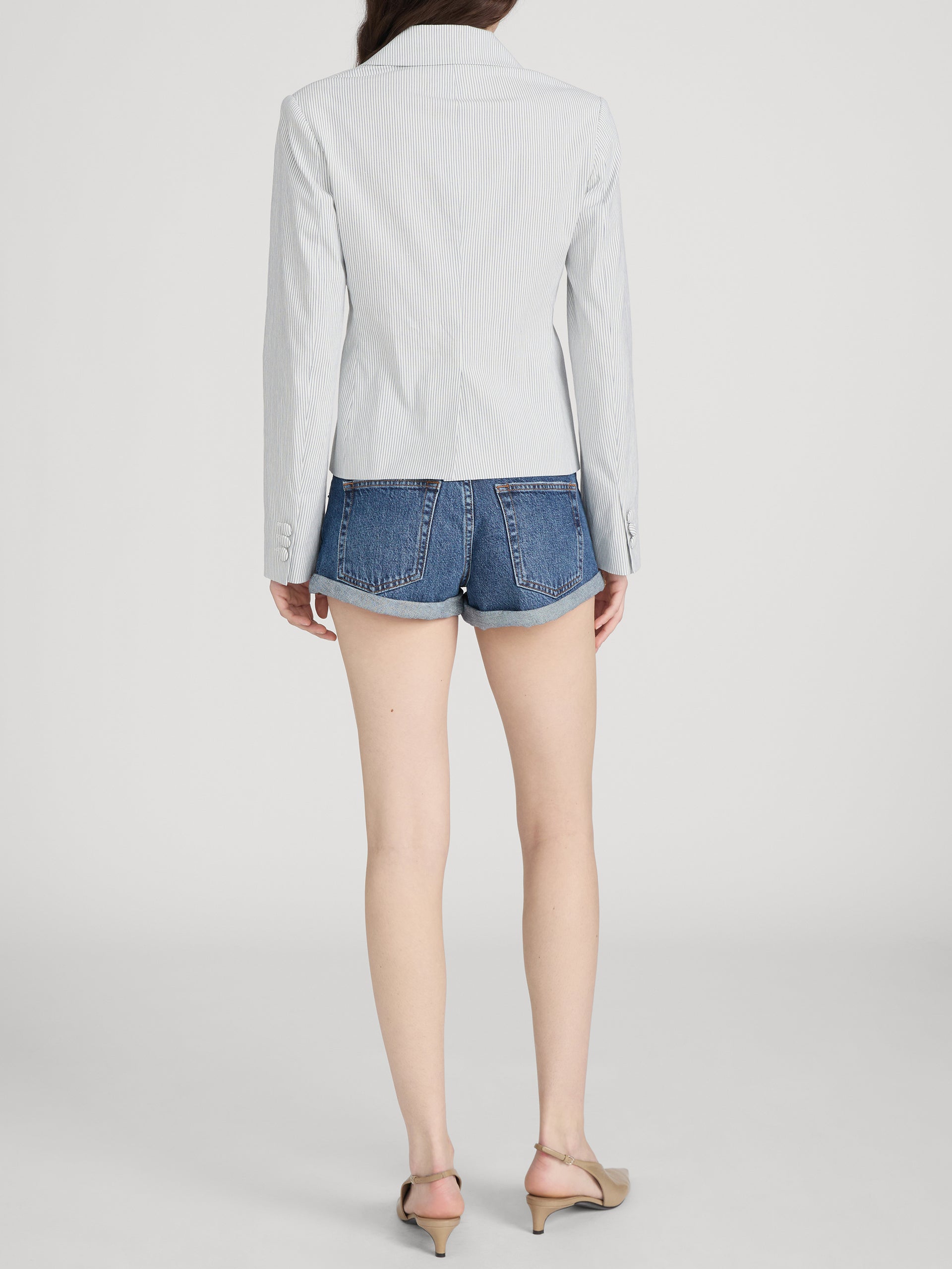 blazer on model back 