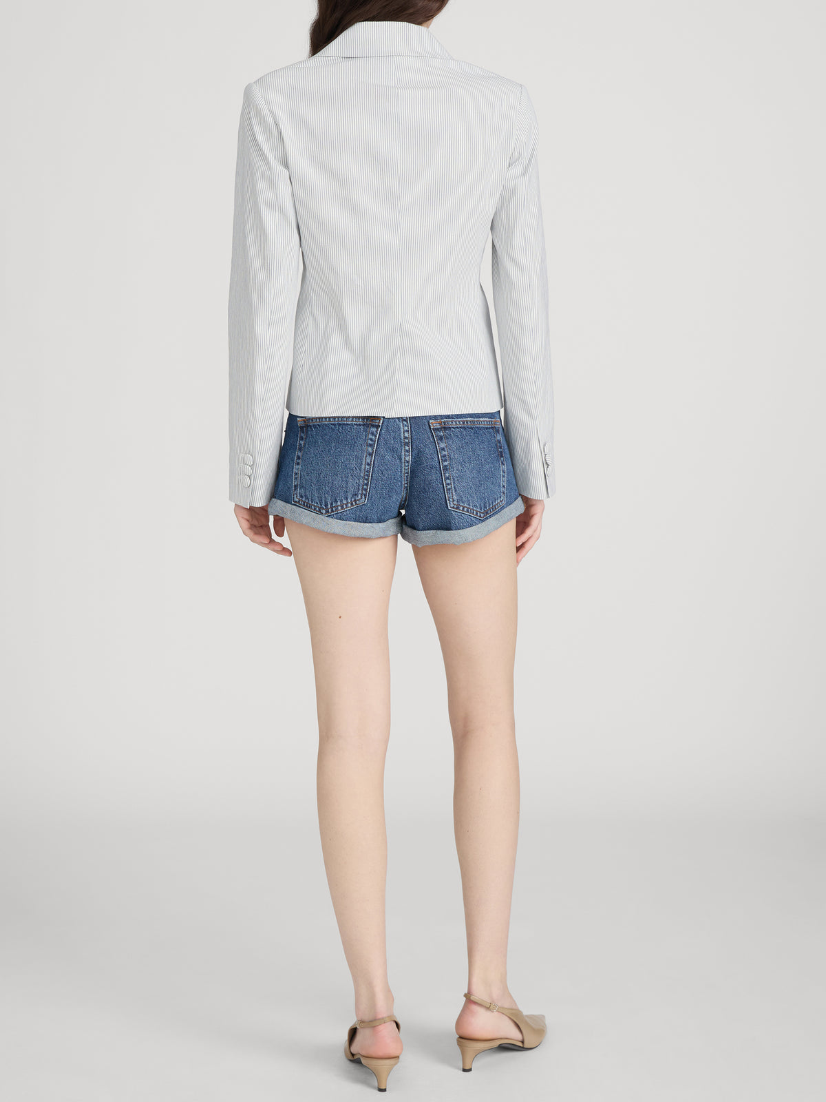 blazer on model back 