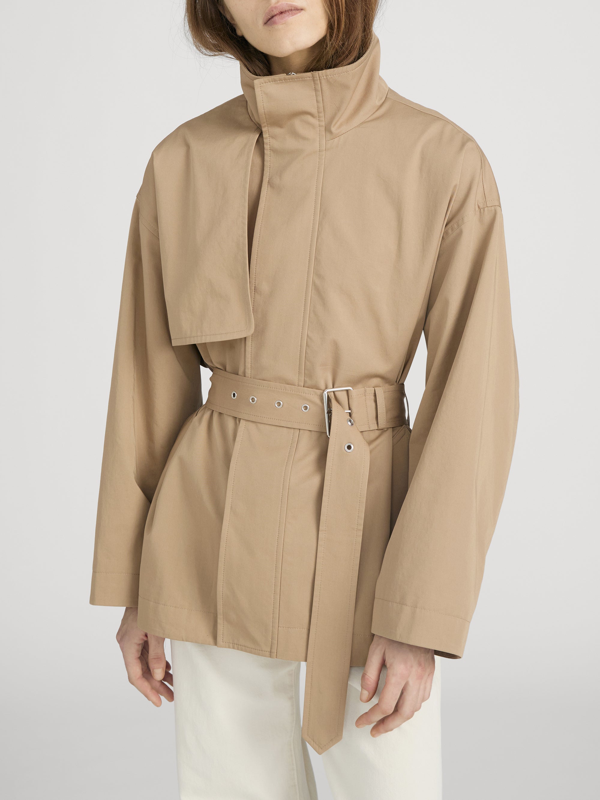 Jacket on model side 