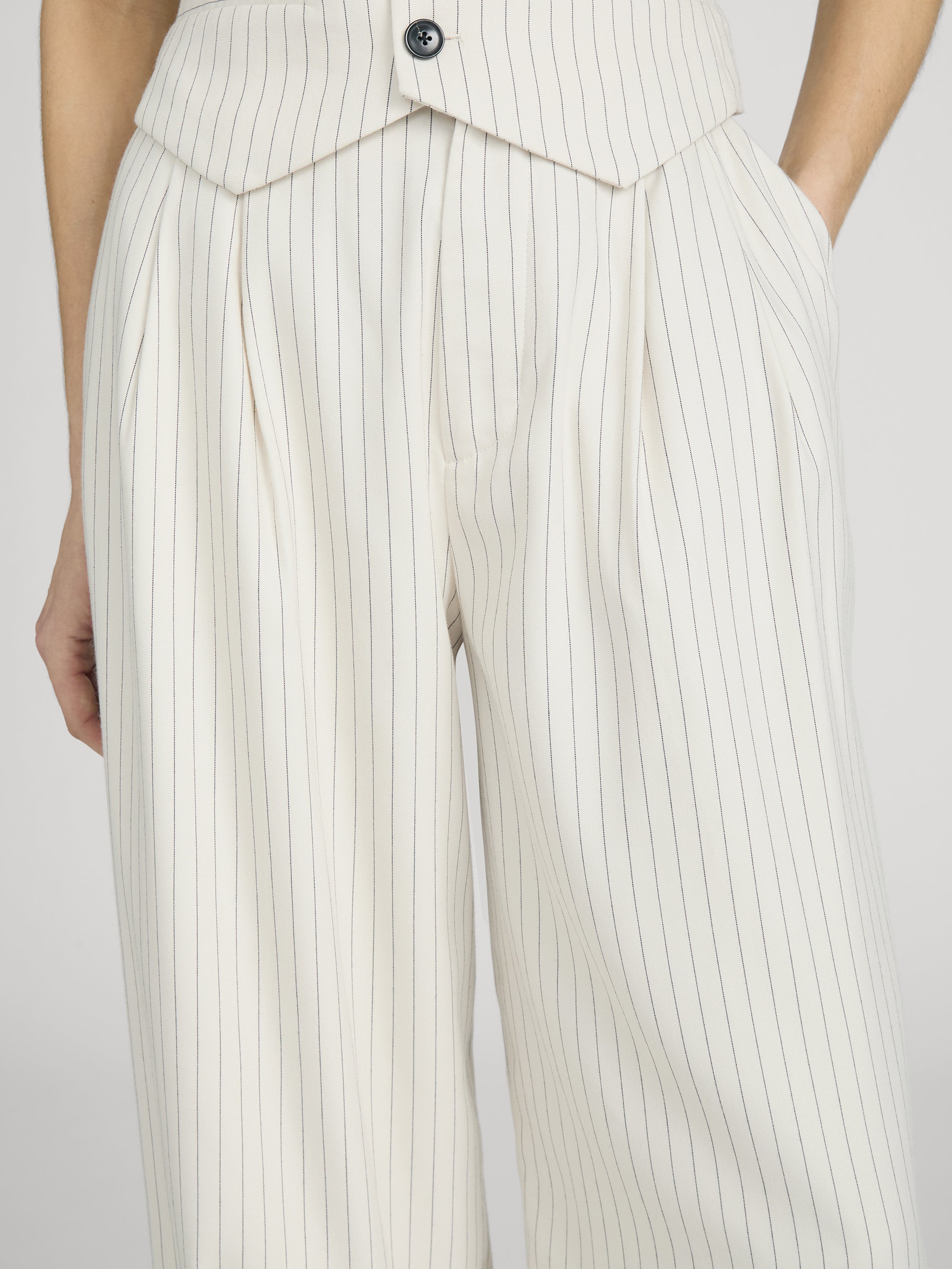 Pant on model detail 