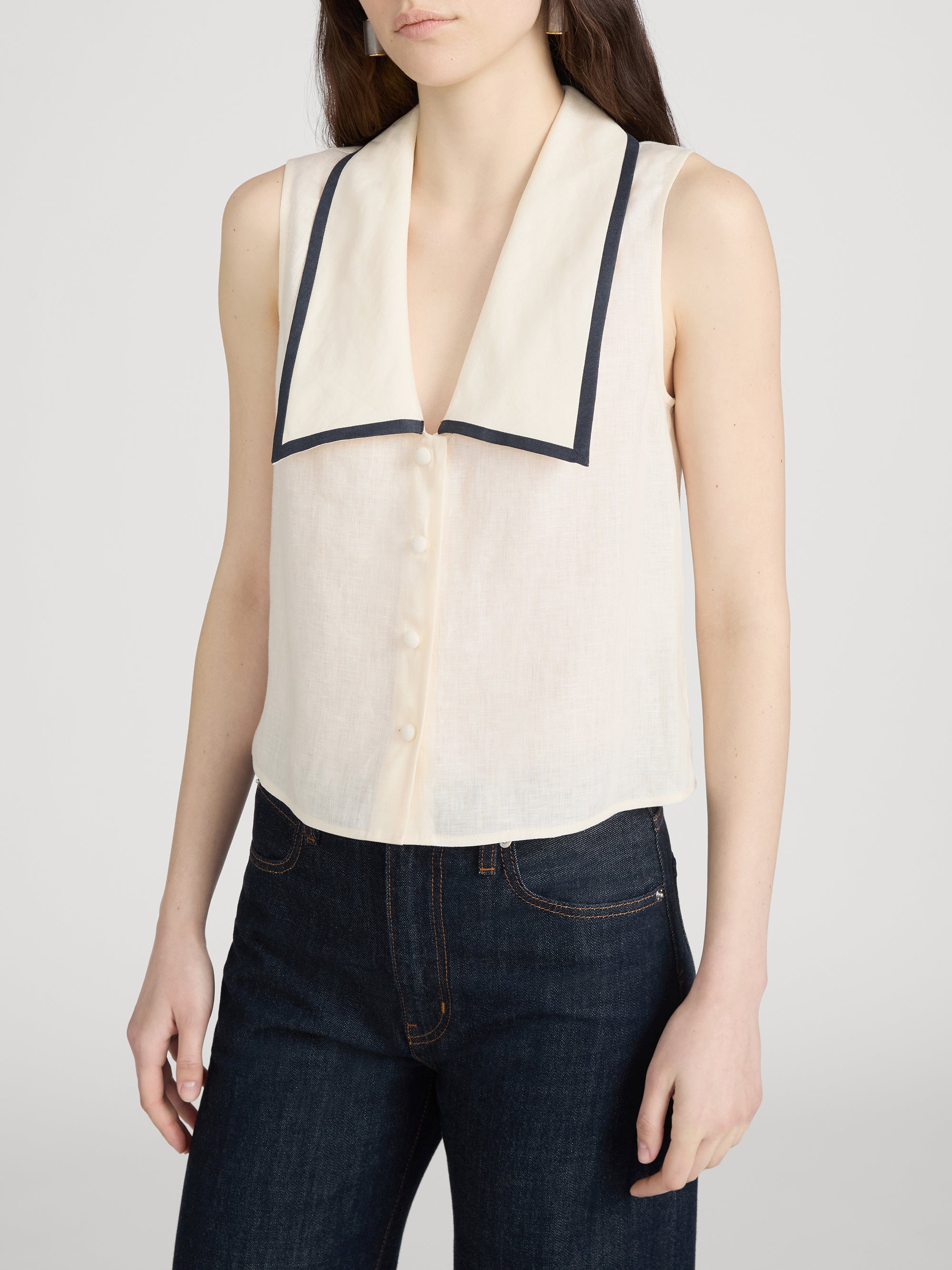Top on model side 