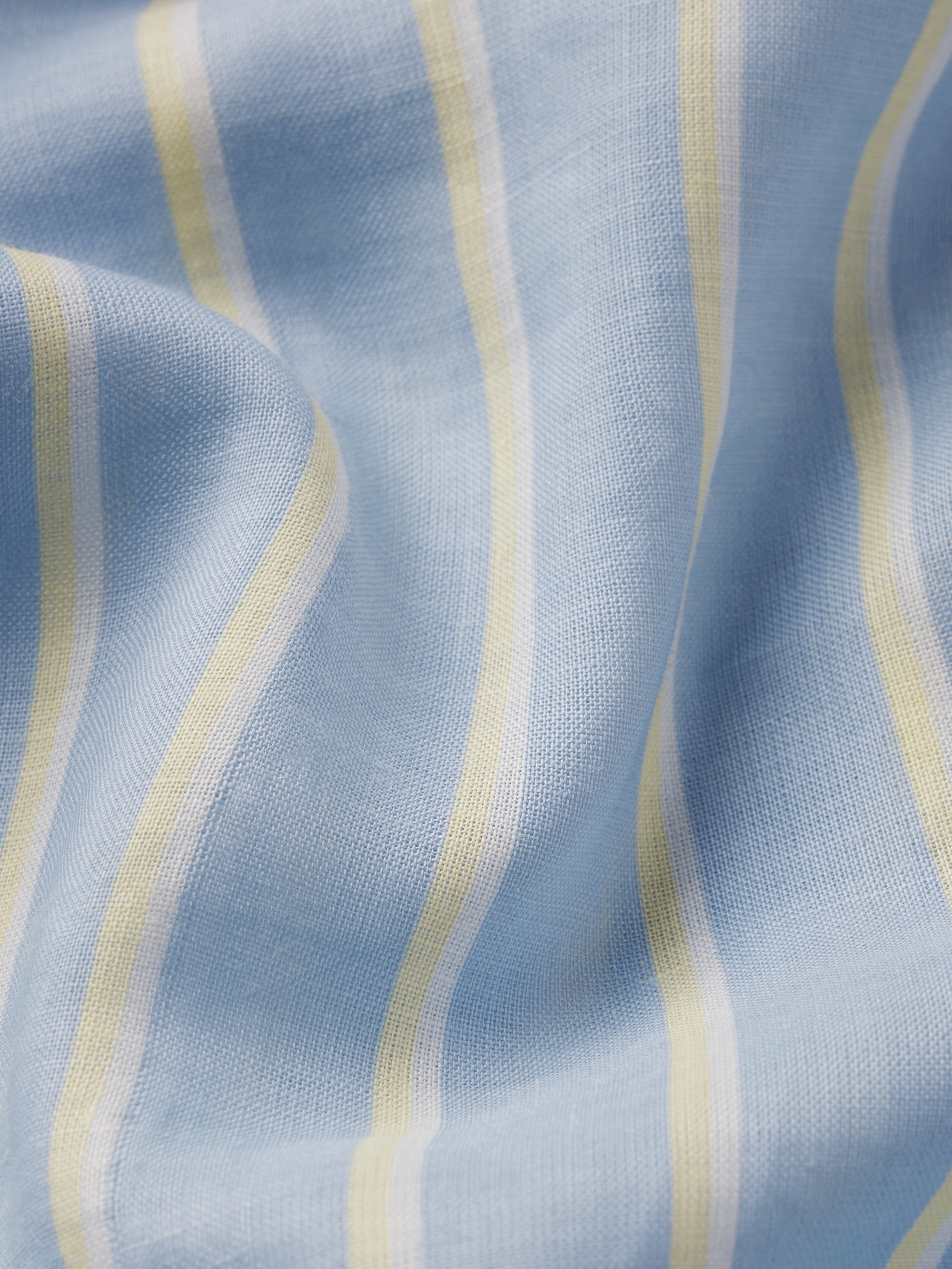 The Linen Boardwalk Shirt -- Chambray Blue Multi