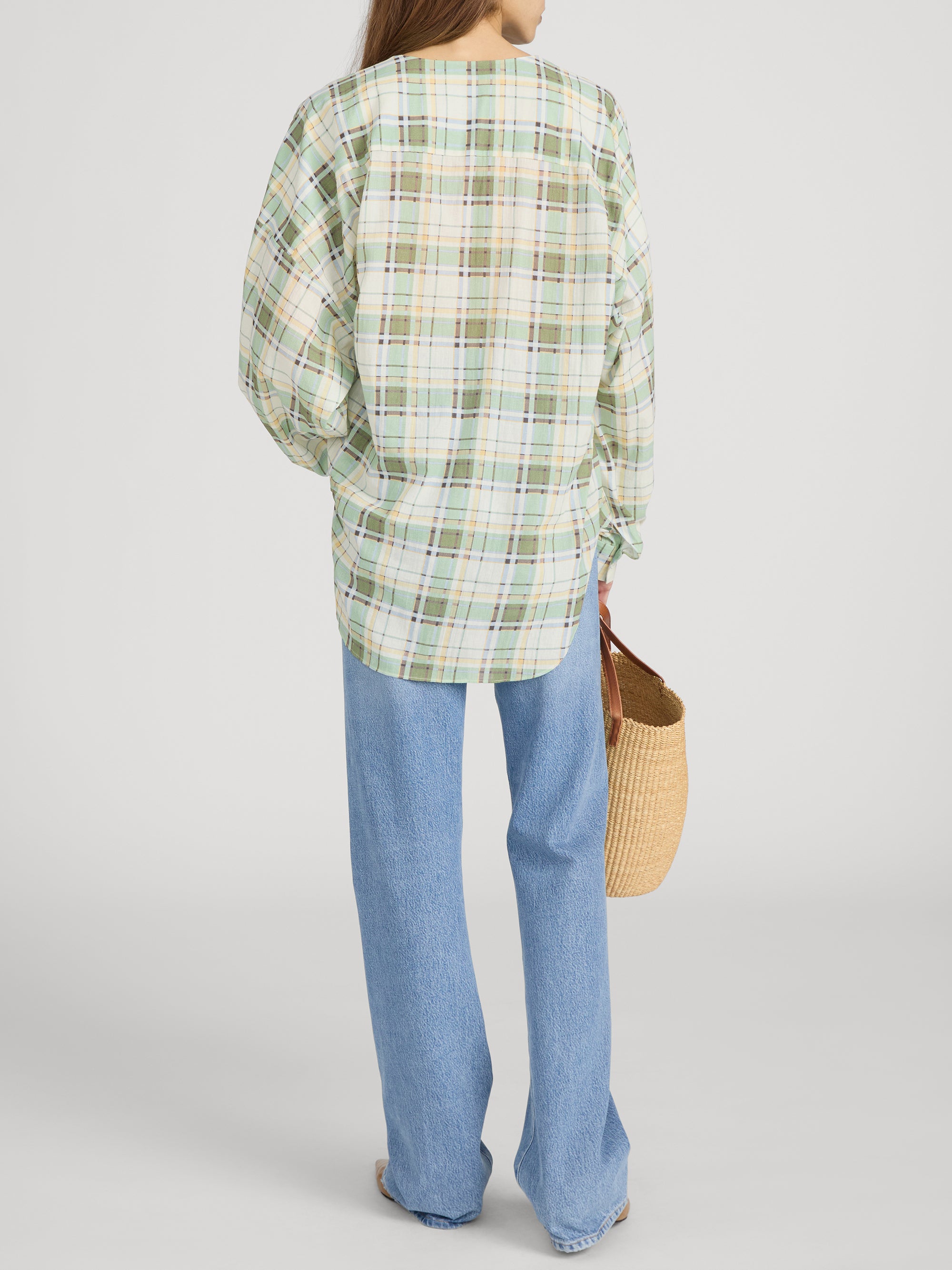 Top on model back 