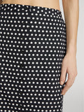 Skirt on model detail 