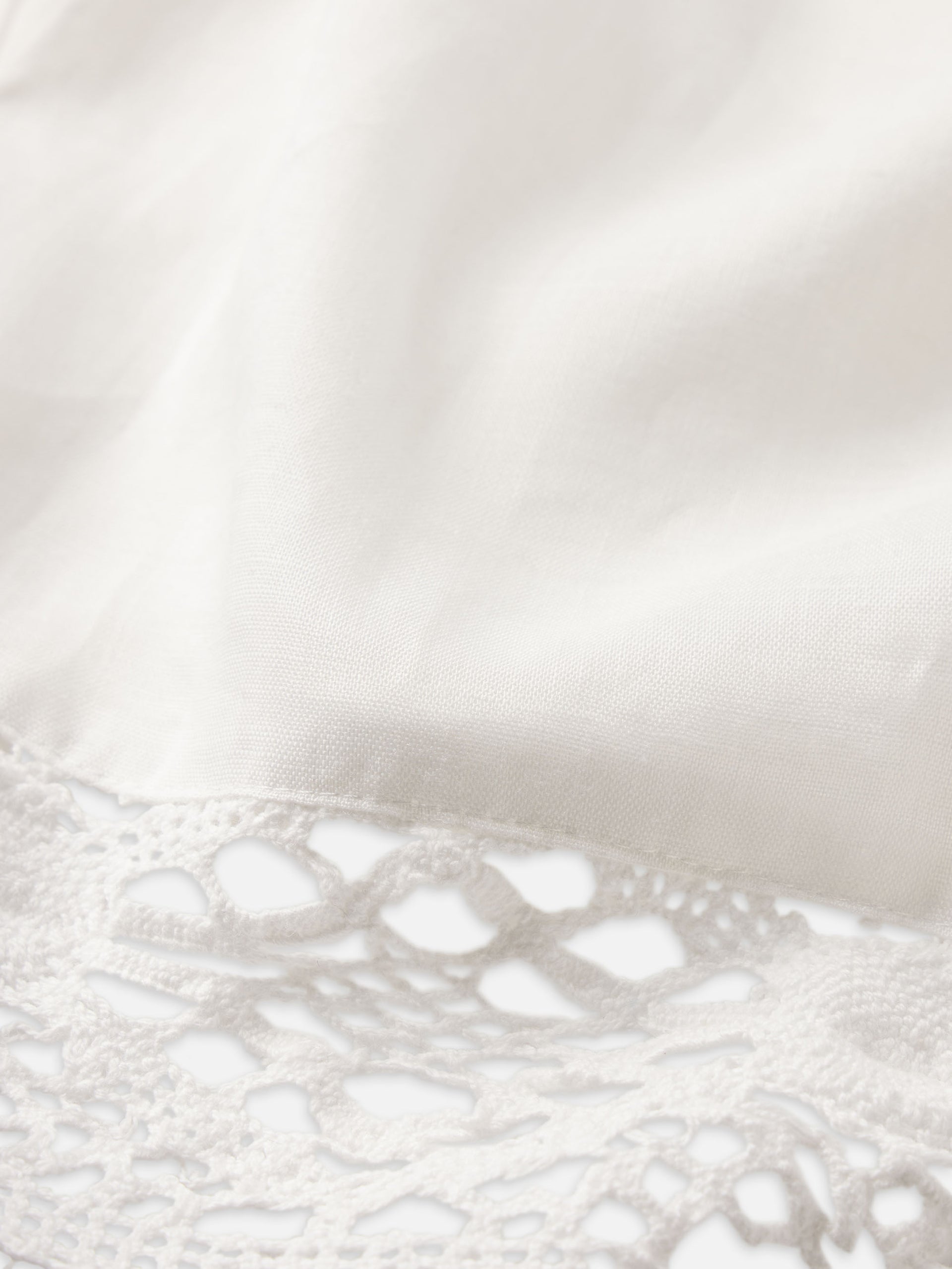 Short Fabric Detail 