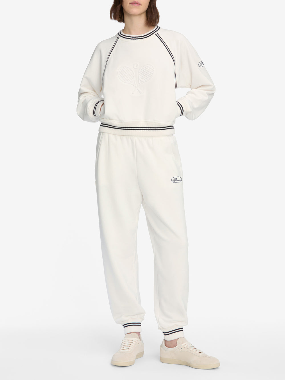 sweatshirt full front view alt:hover