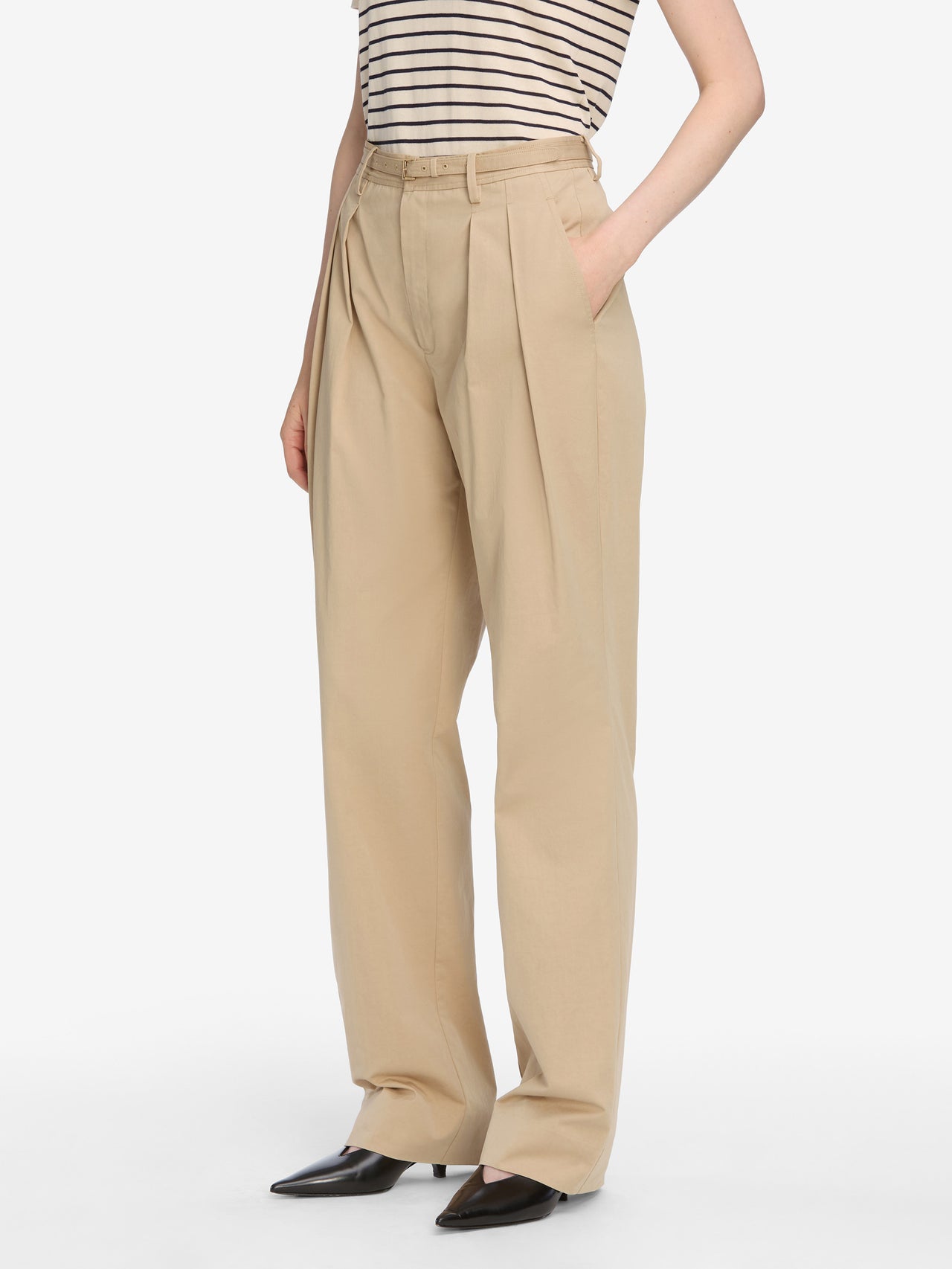 pants side angle image