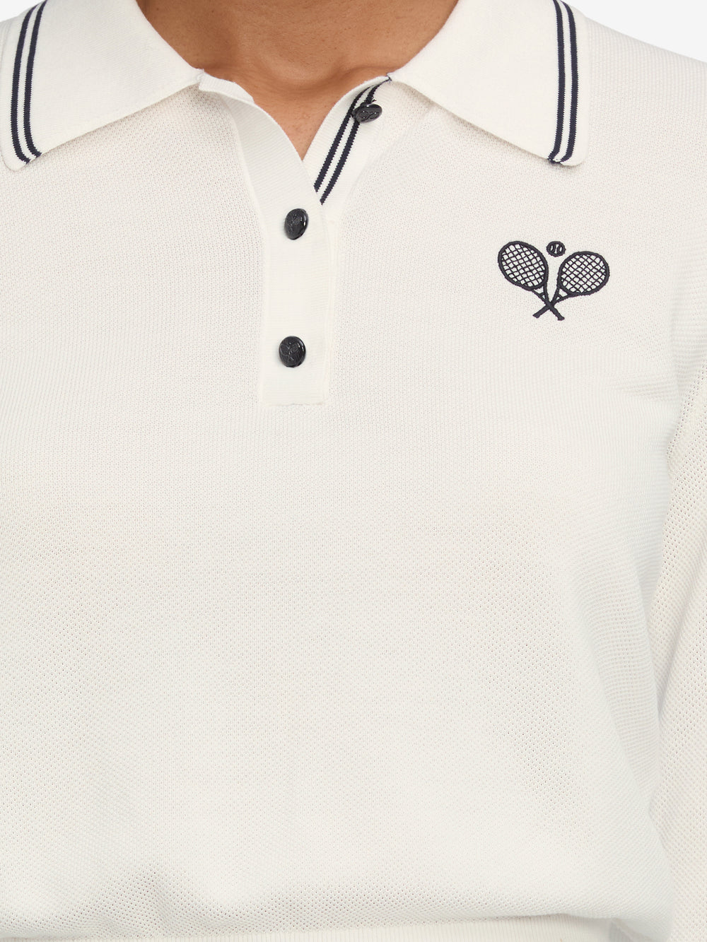 polo front detail image alt:fit1 alt:size