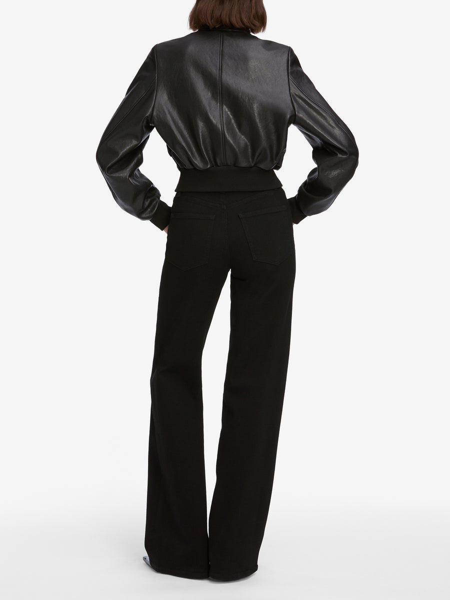 jacket back image alt:fit2