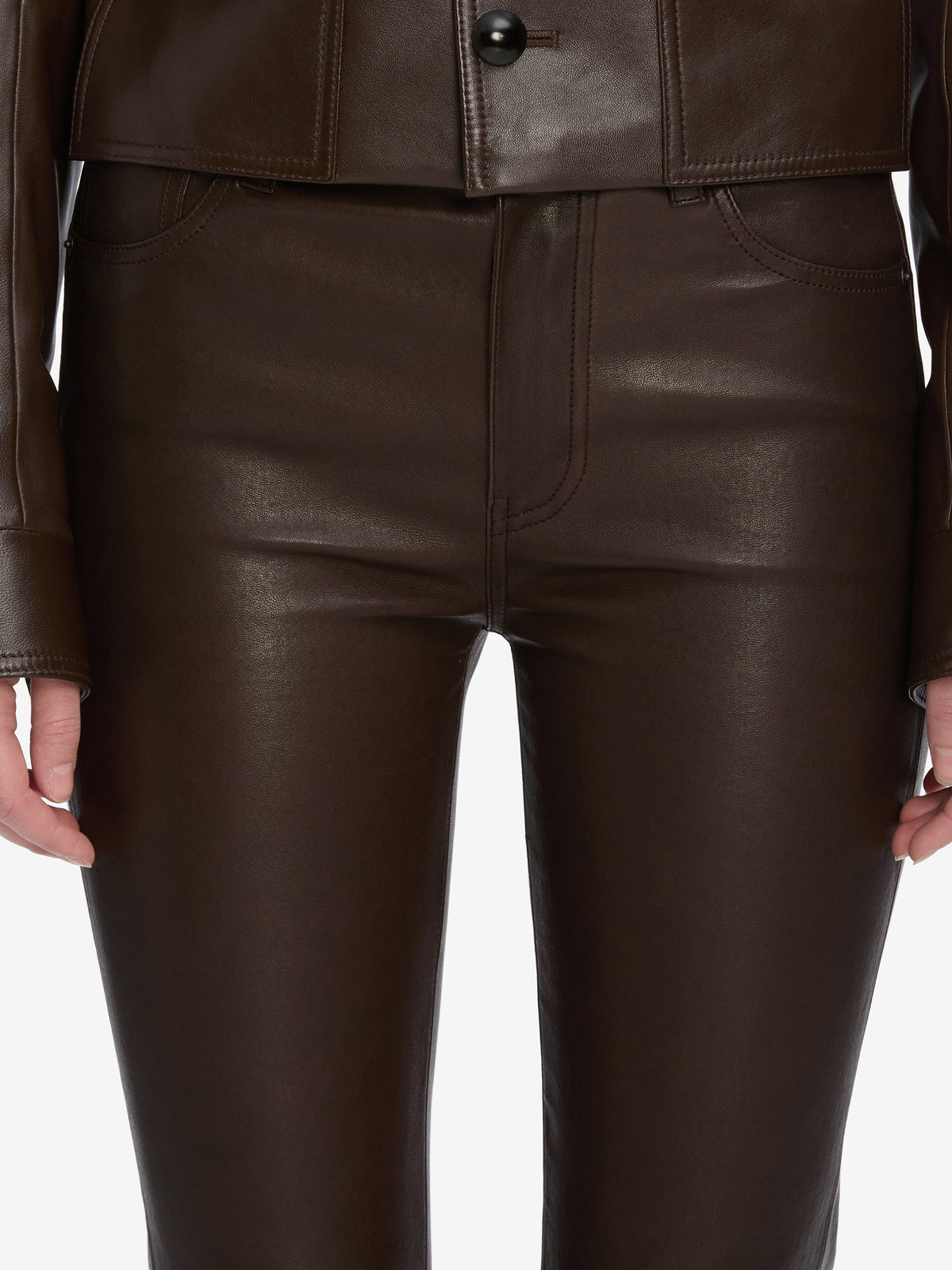 pants front detail image alt:fit1