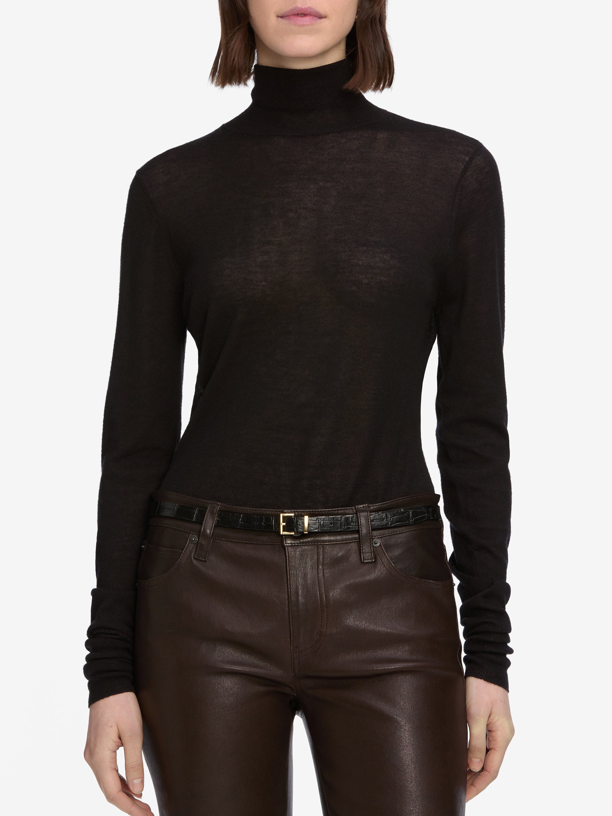 pants front detail image alt:fit1