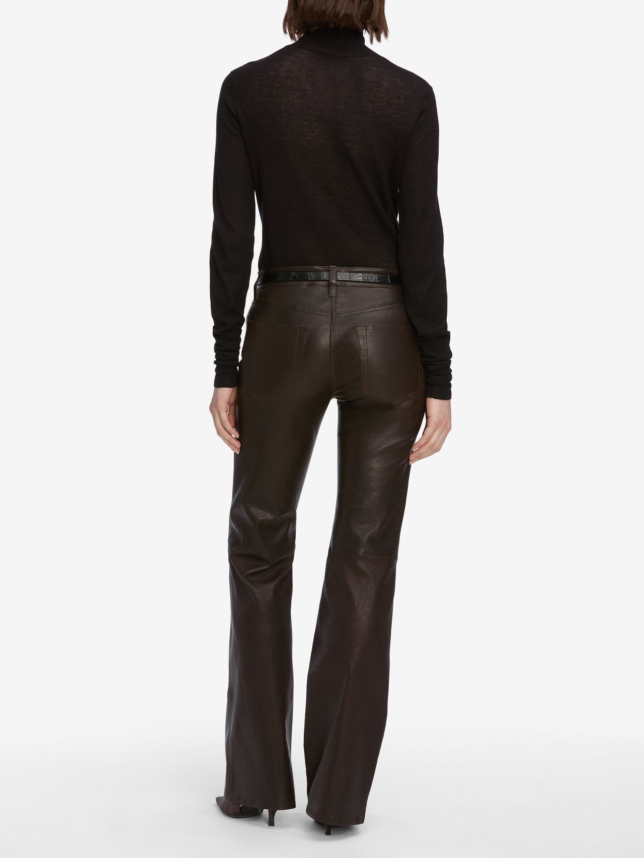 pants back image alt:fit2