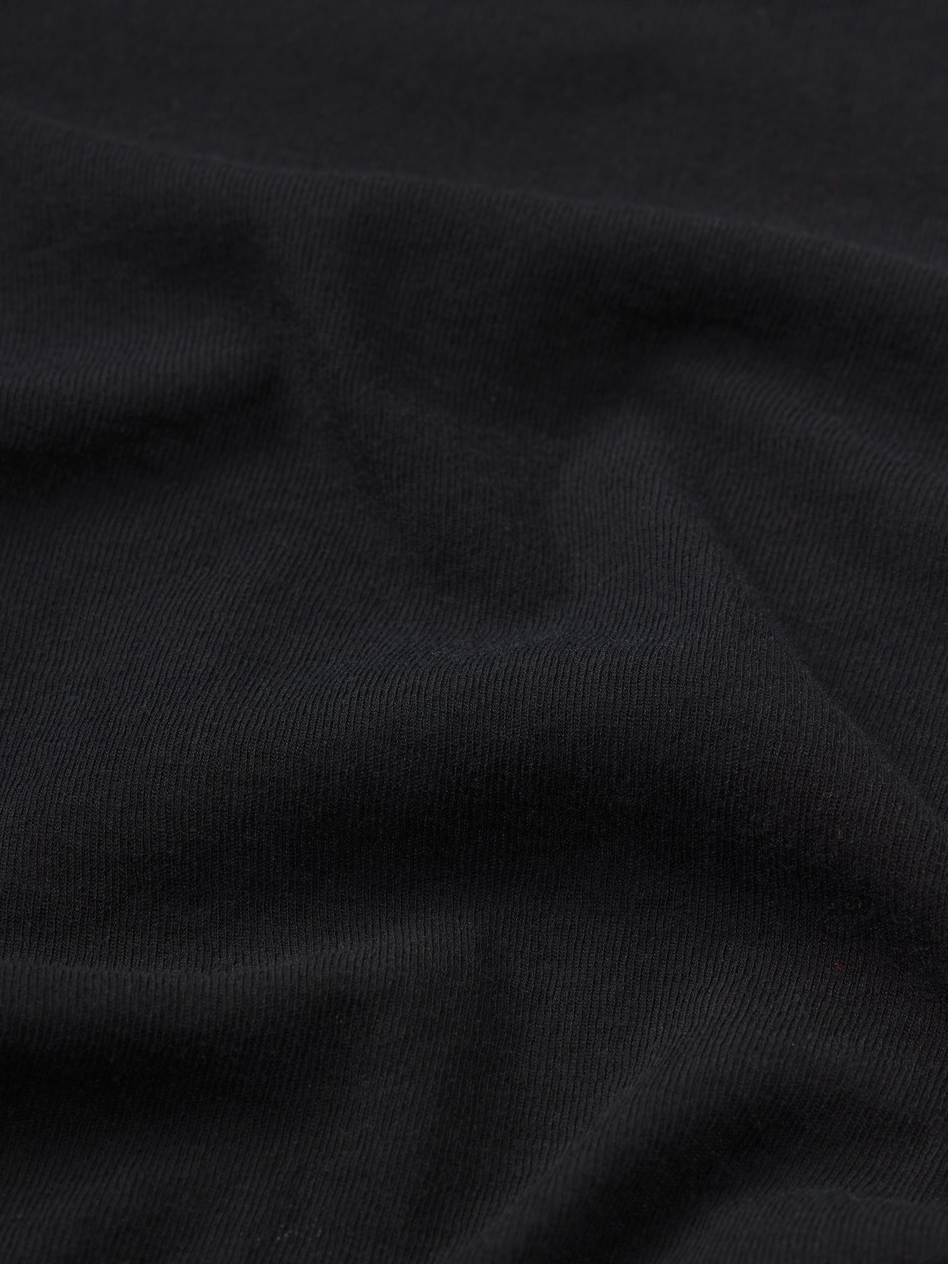top-detail-packshot-image