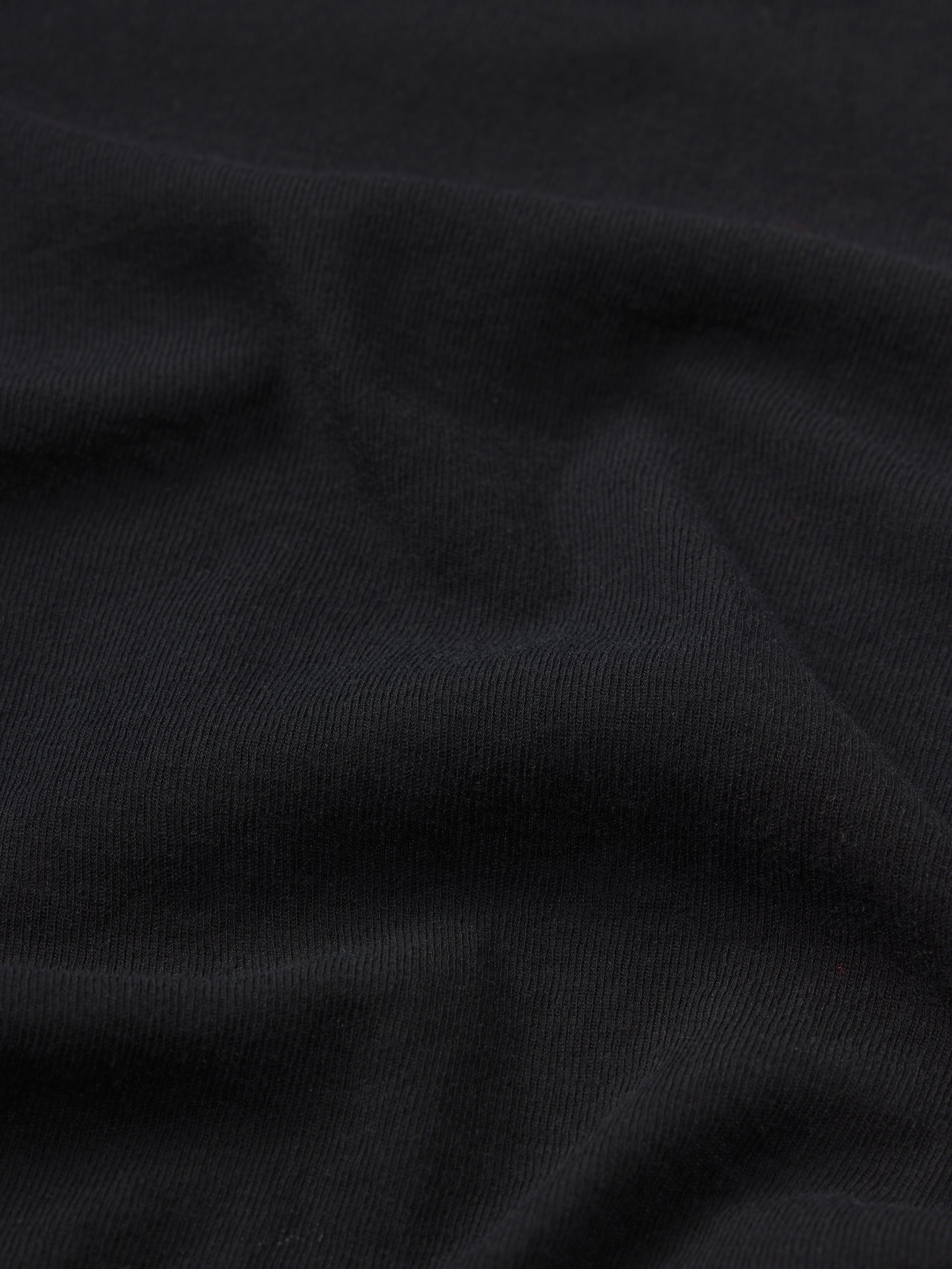 top-detail-packshot-image