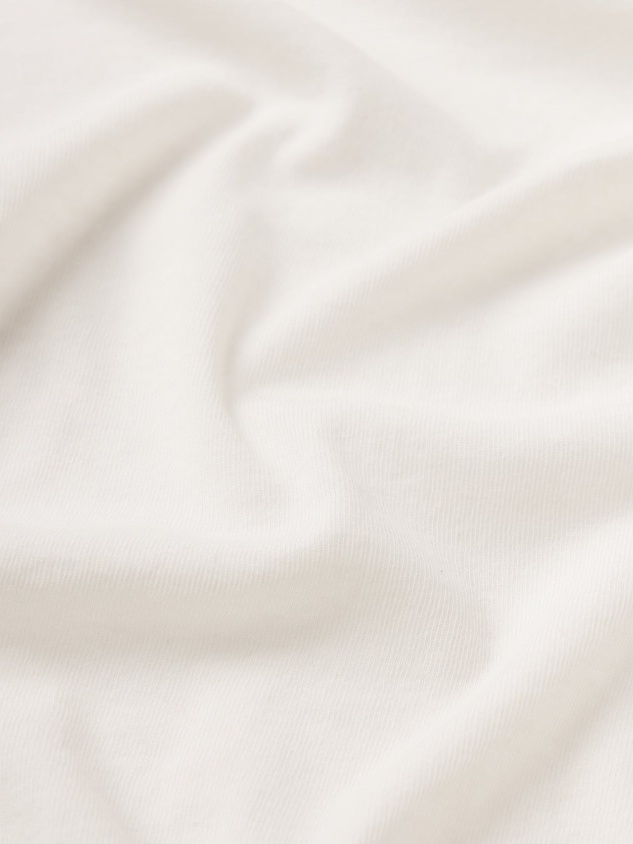 top-detail-packshot-image