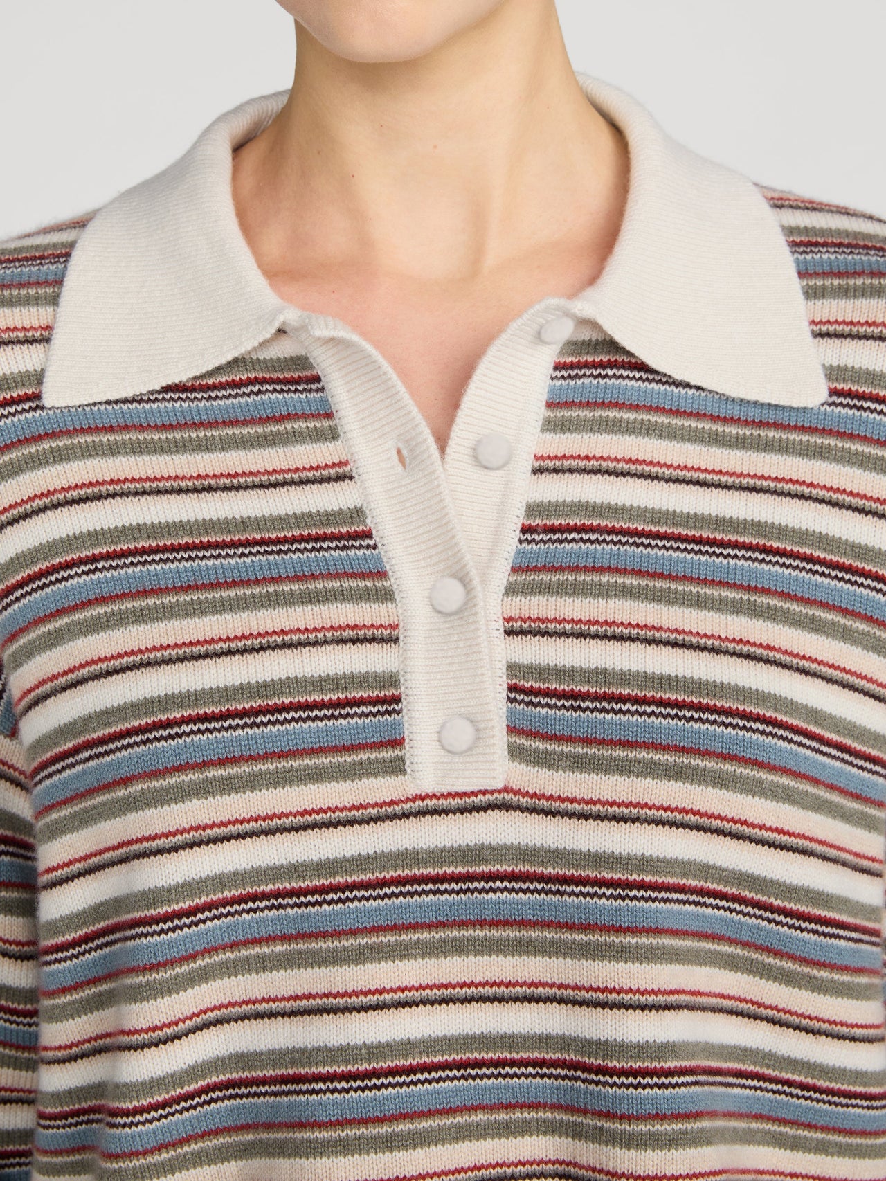 sweater-detail-image
