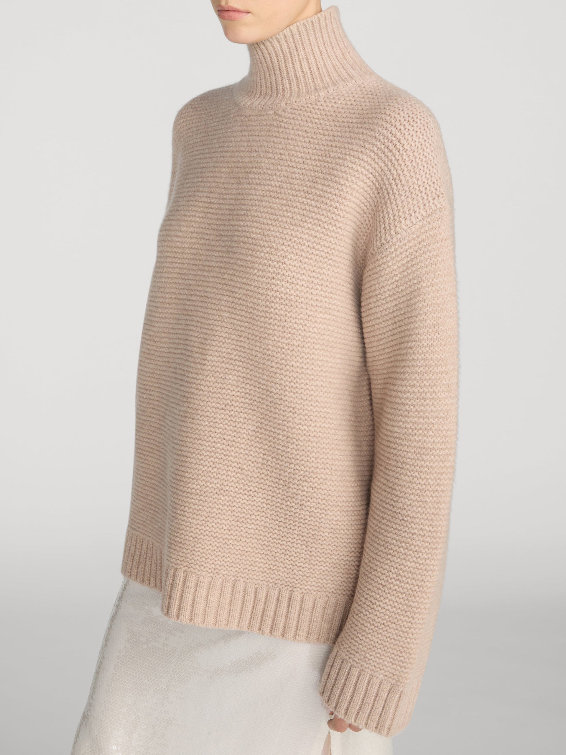 sweater-side-image