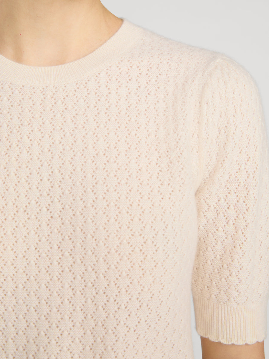 sweater-detail-image