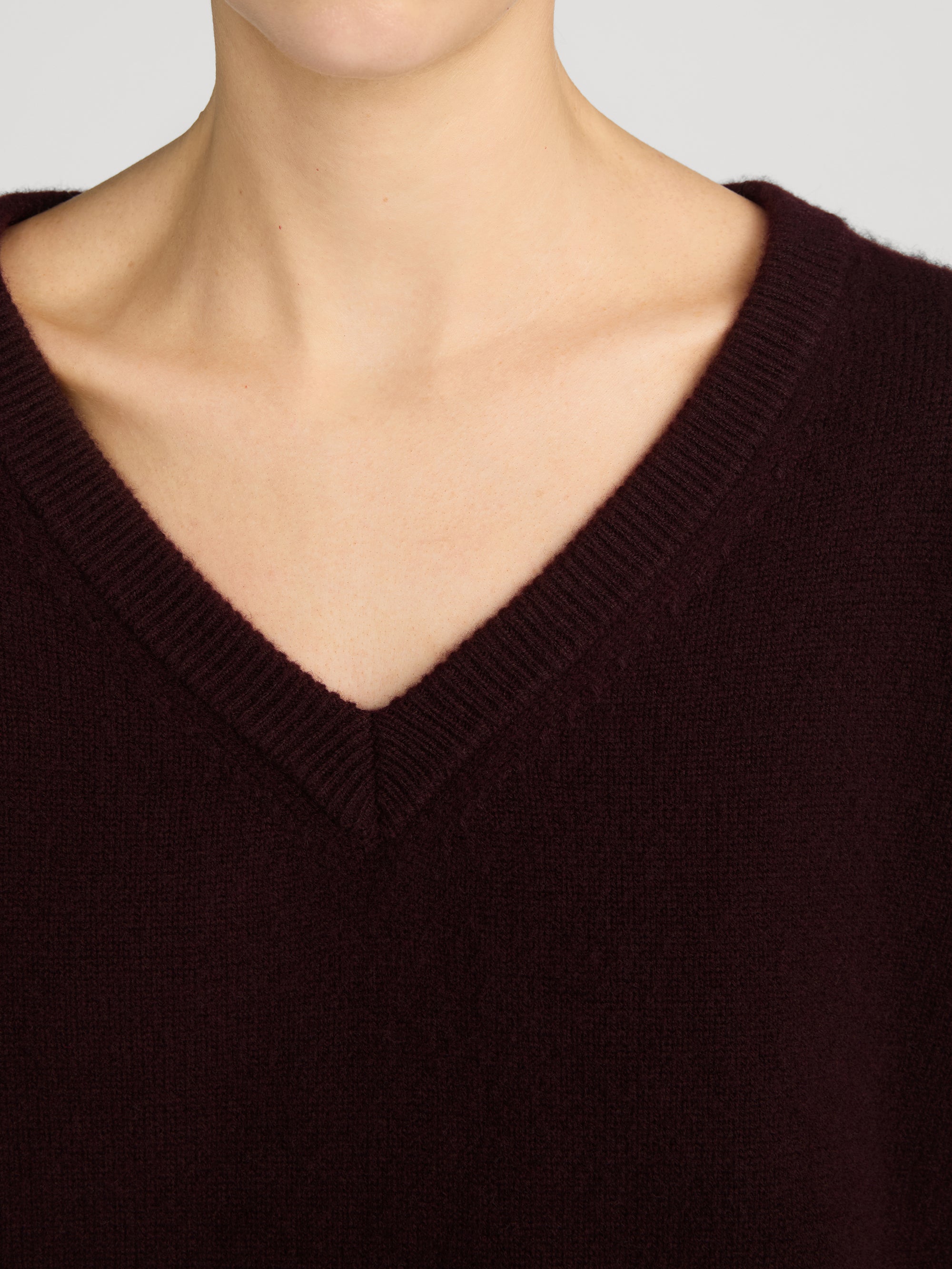 sweater-detail-image