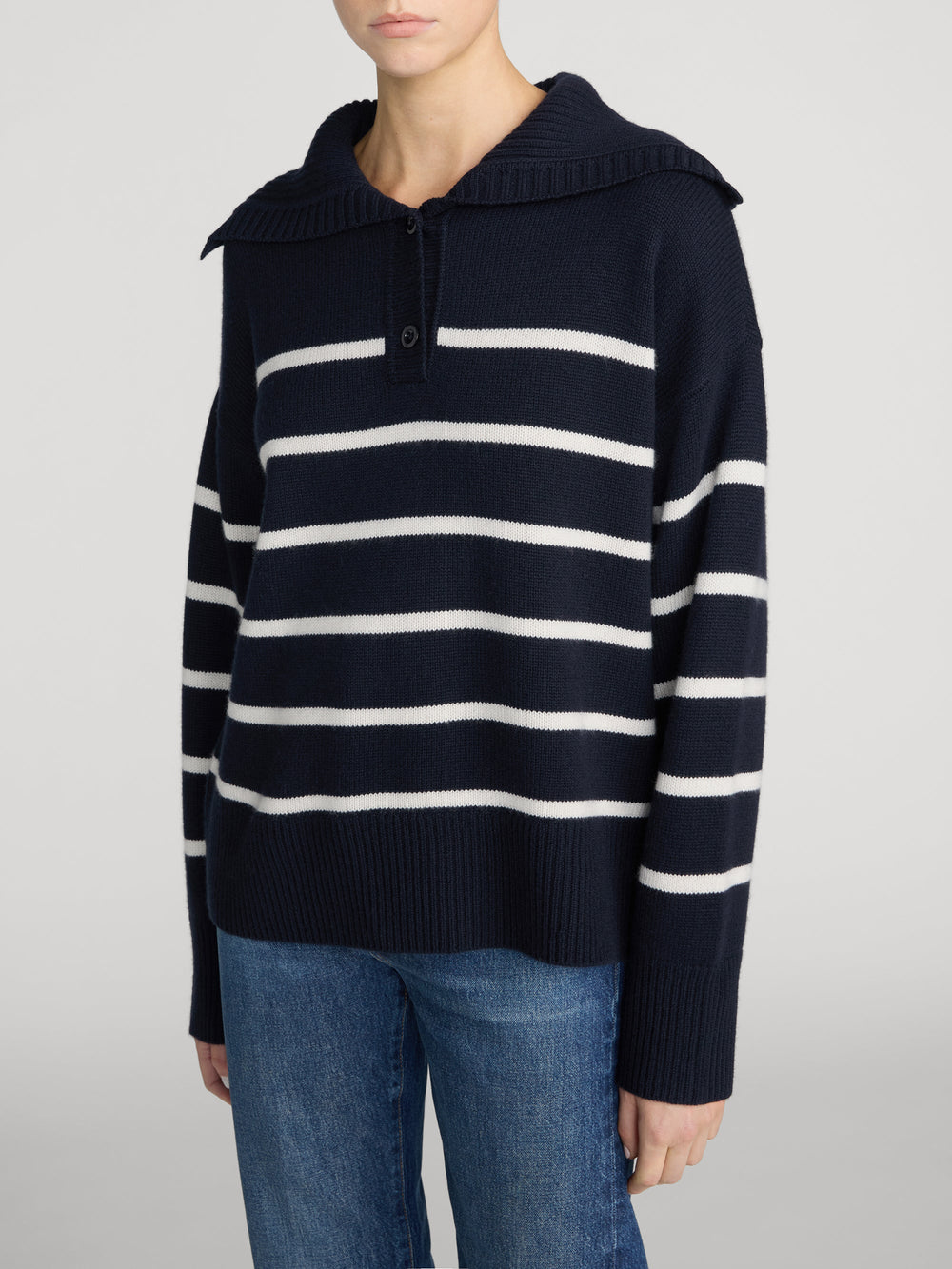 sweater-side-image