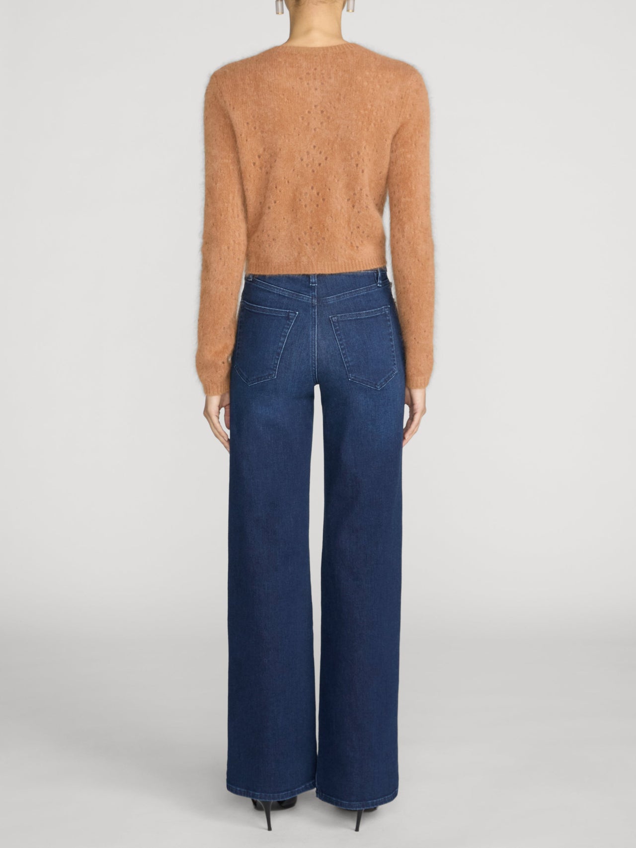 sweater-back-image
