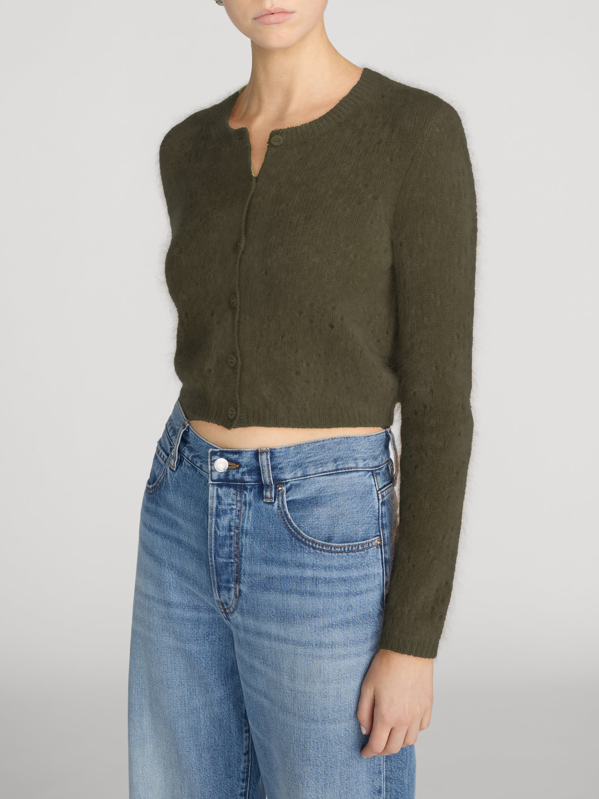 sweater-side-image
