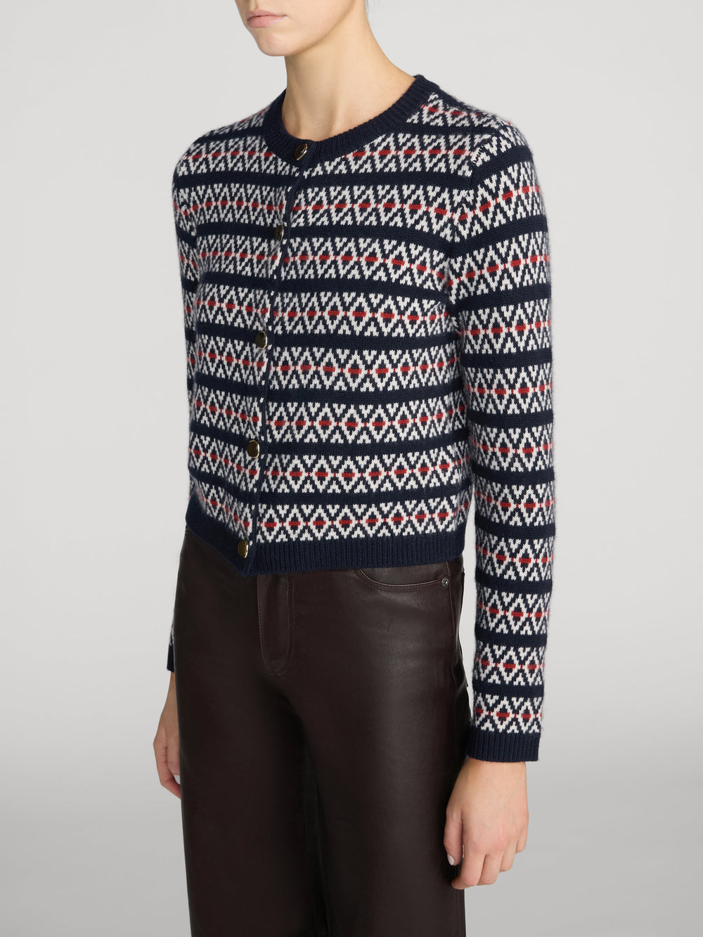 sweater-side-image