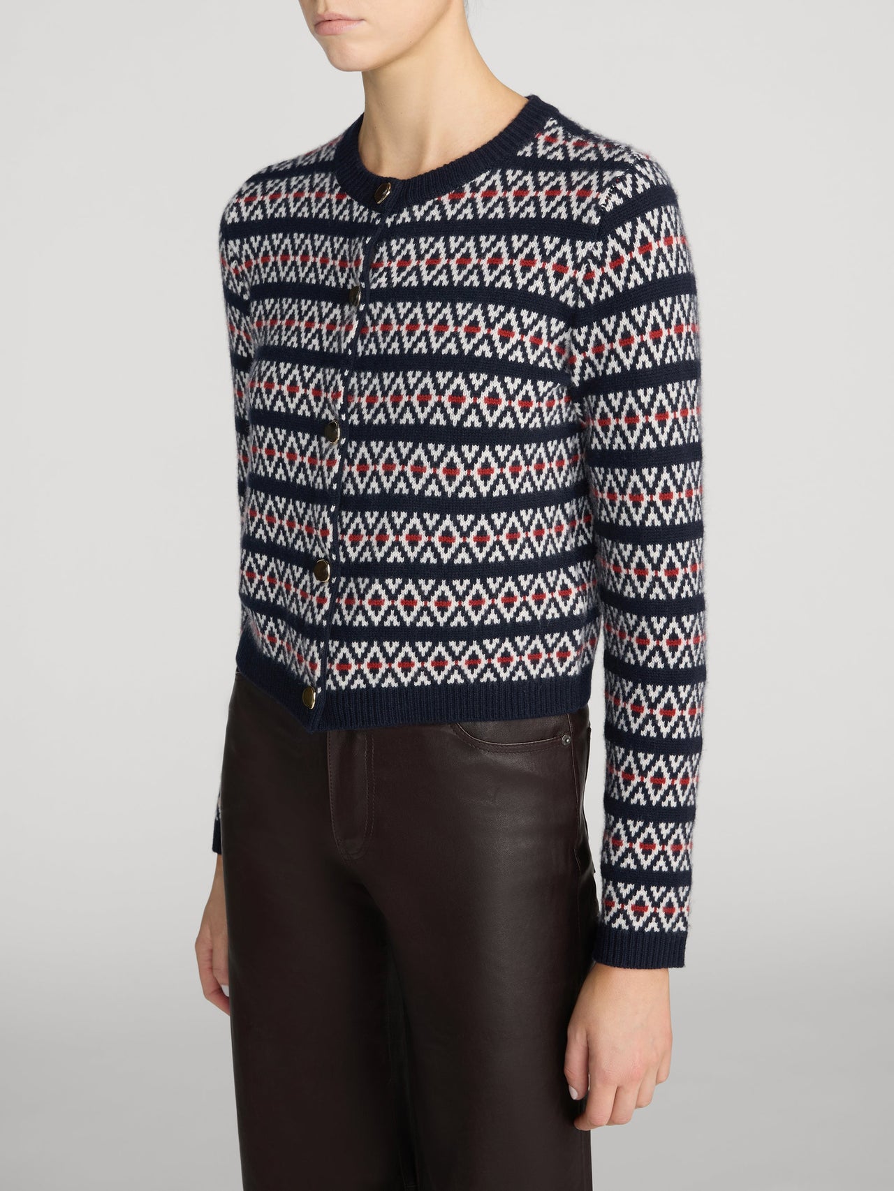 sweater-side-image