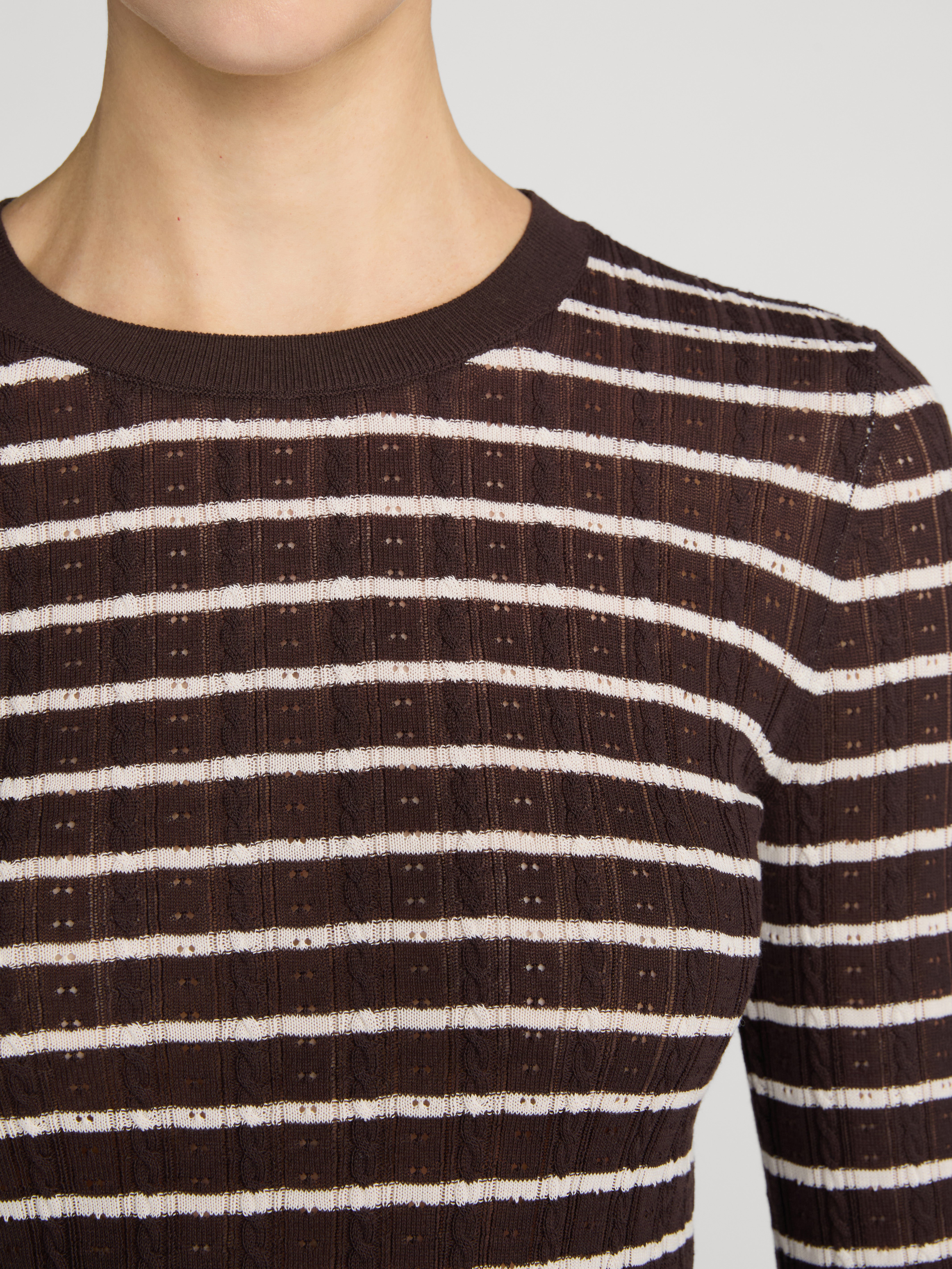 sweater-front-detail-image